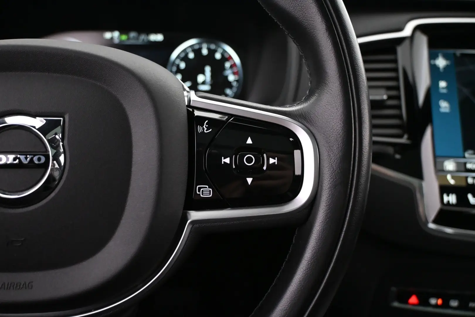 Car Image - 1QxwCYlWucRO8fRbMFIms9