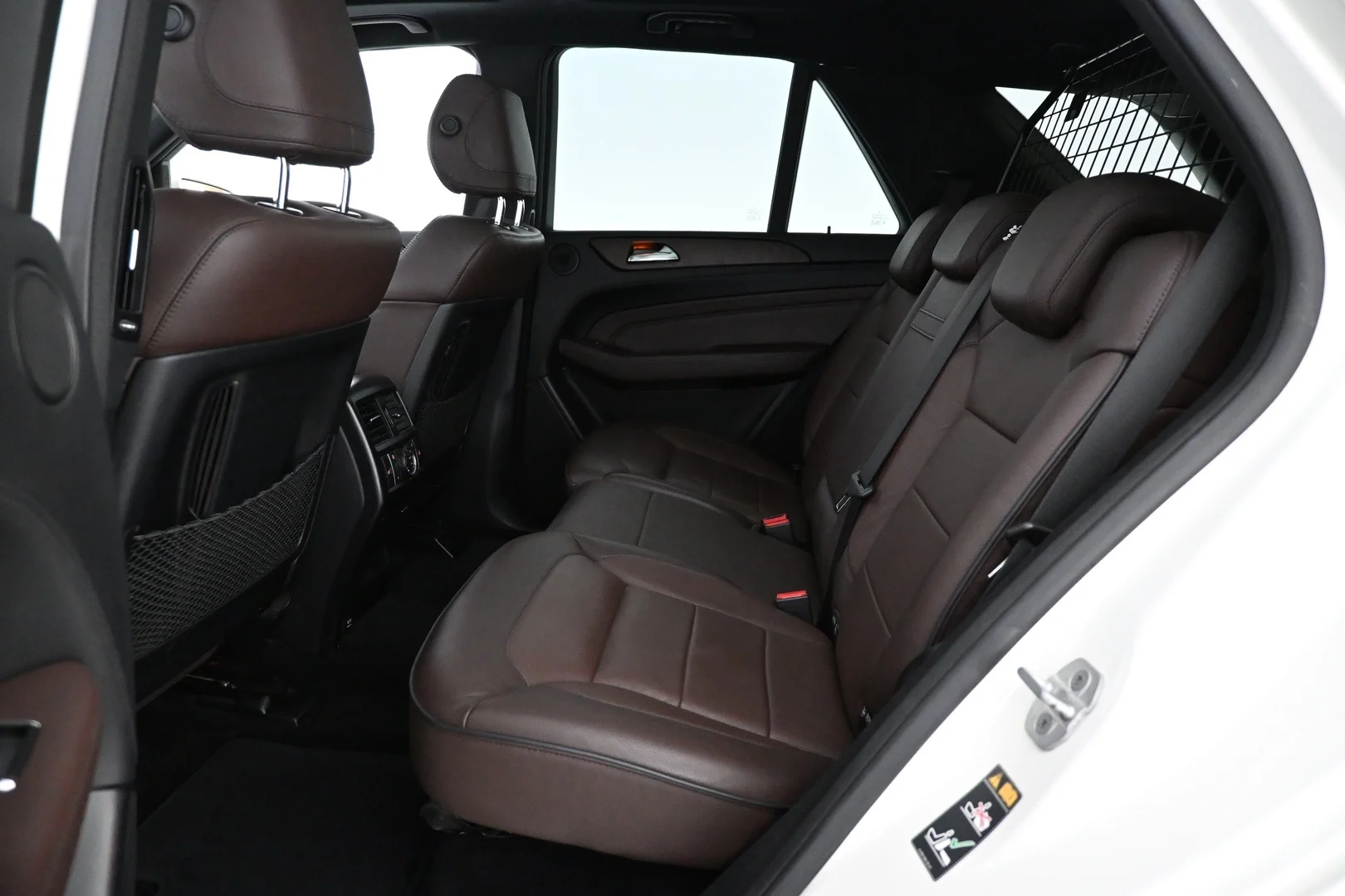 Car Image - 2H32mxr6qkgfHvuxbibUSz
