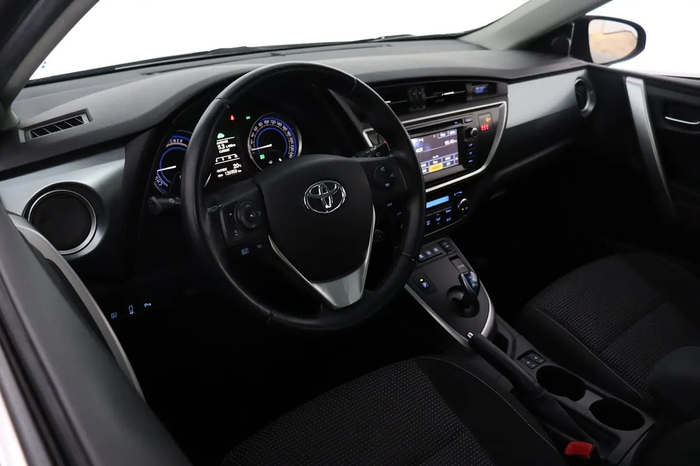 Car Image - 5rgEYnJBOqnjXtu0HFYV1O