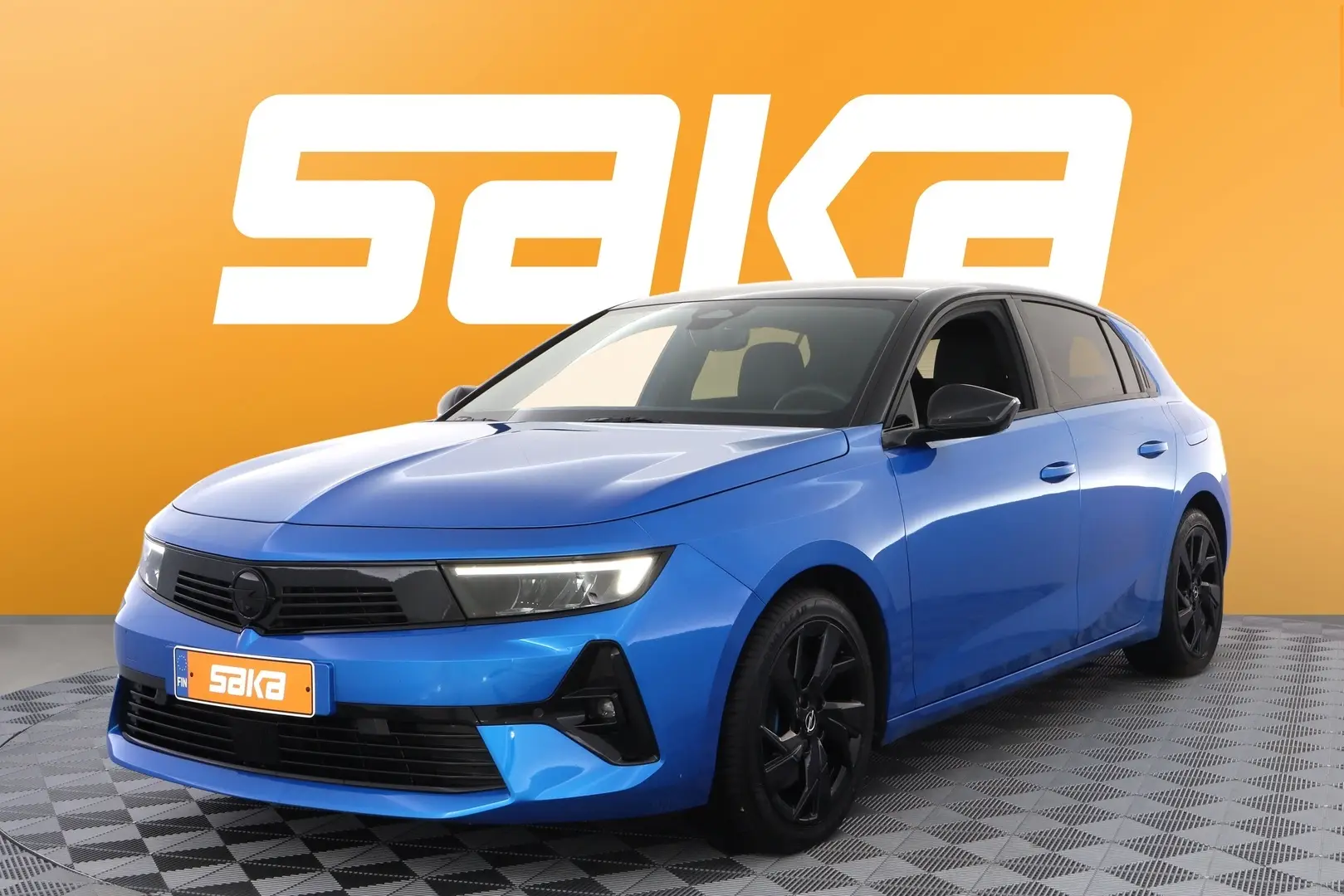 Car Image - oAJ9qpySy96LXucEzympd