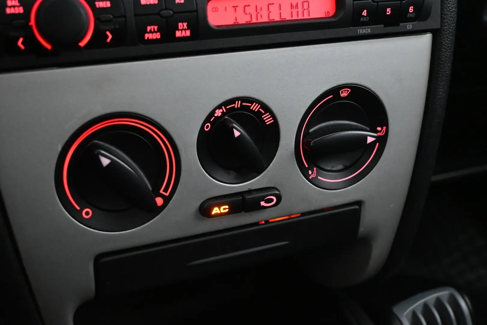 Car Image - 5ggEWI5lW3t7jYjBllg6fs