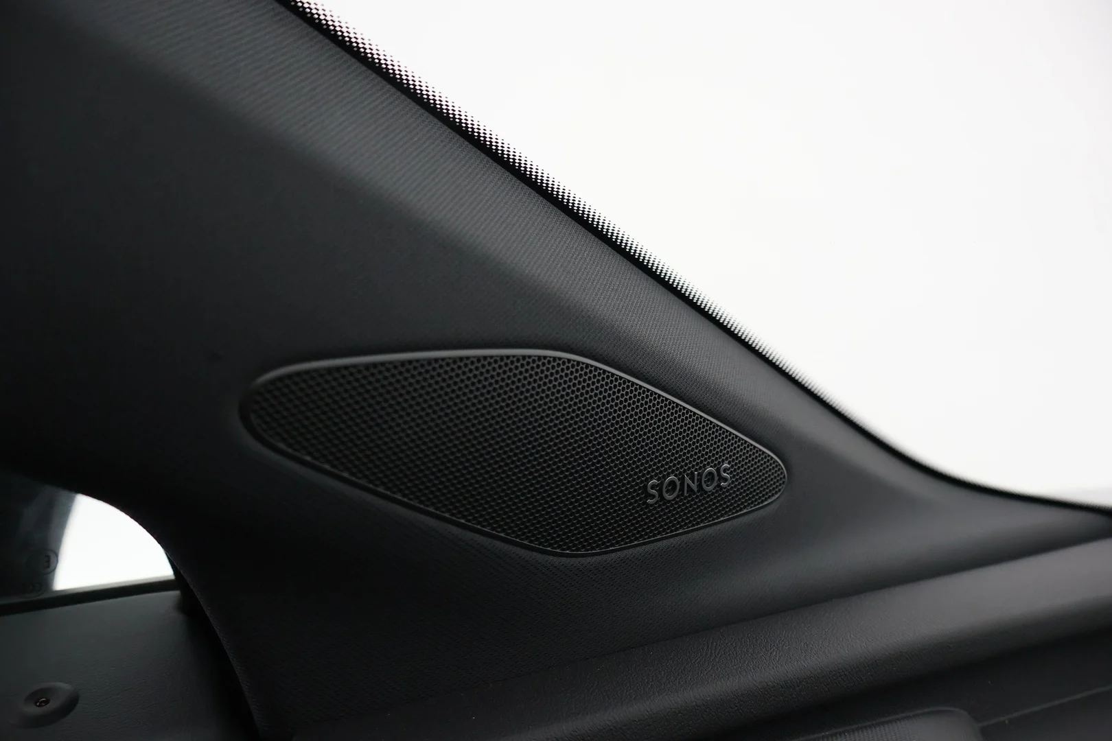 Car Image - 6cuuNZ3IuuTVaohAt8hWCa