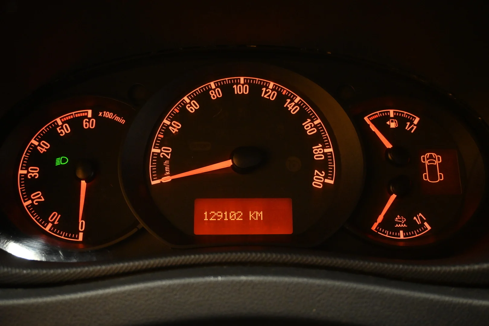 Car Image - mQ8f8MdNaah5FYE0iC8lx