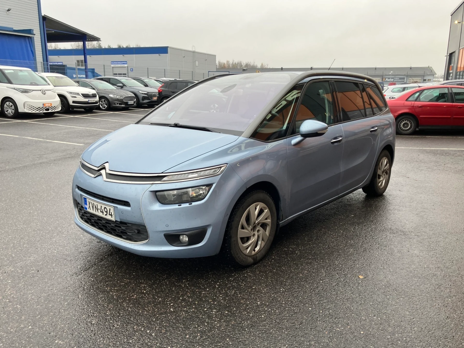 Car Image - ojtgYDbJjVusnmhPzNYu2