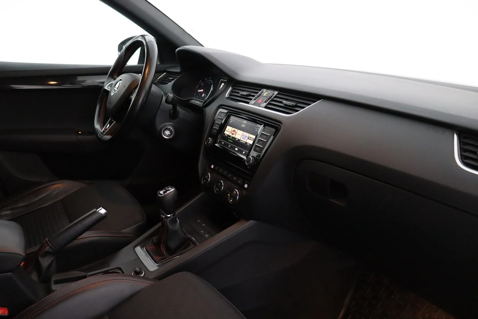 Car Image - 68LnbxZR78aUjYhCu6PmSD