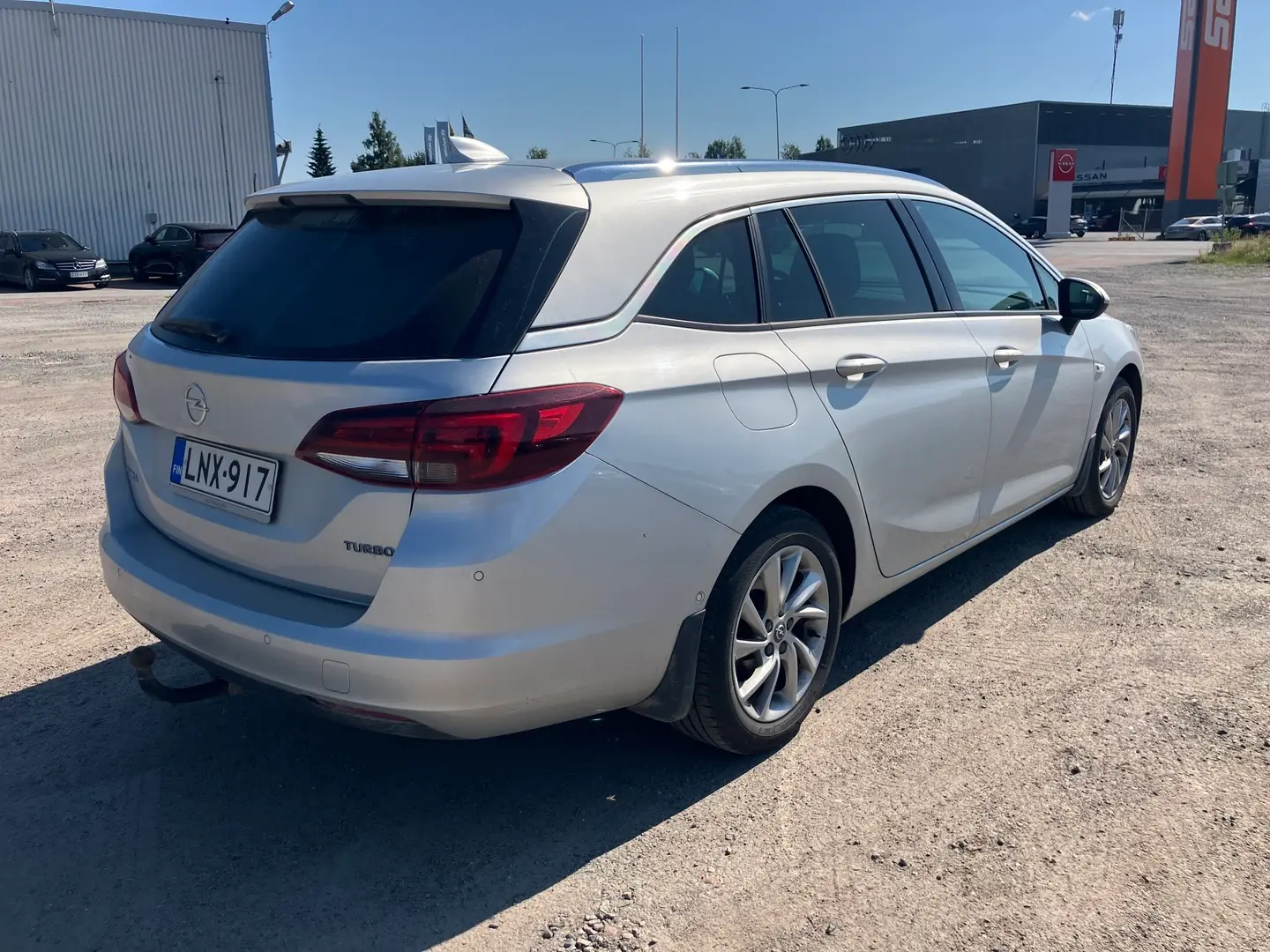 Car Image - 6c8WbTejvVGWJ2YCK14WwK