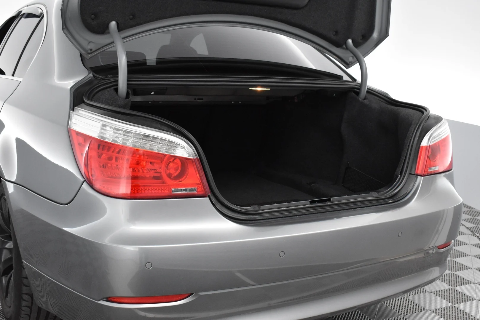 Car Image - 48djsoAE9eAmbwakINz867