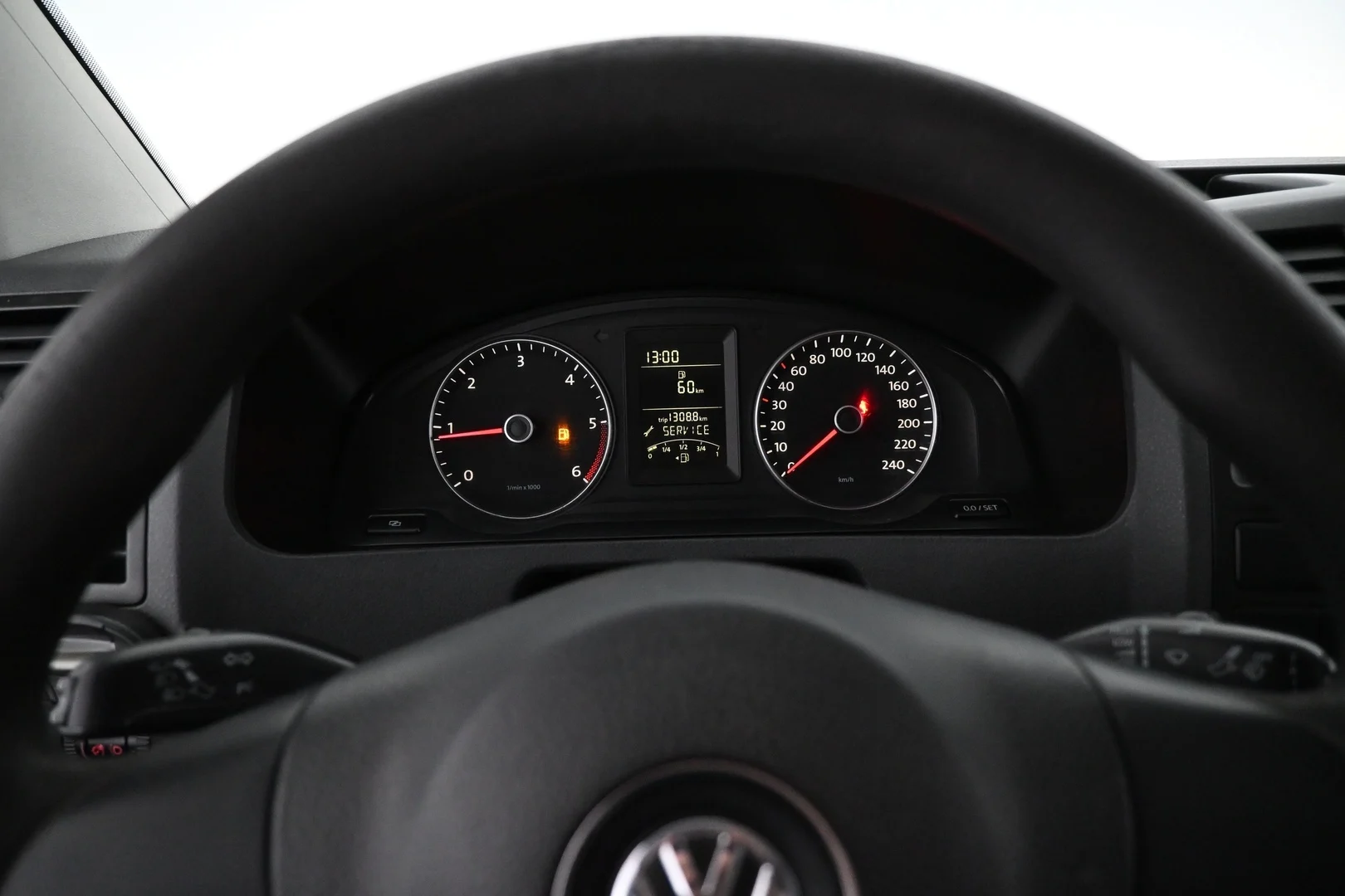 Car Image - Y86bPBBCvG145u9bKF2ND