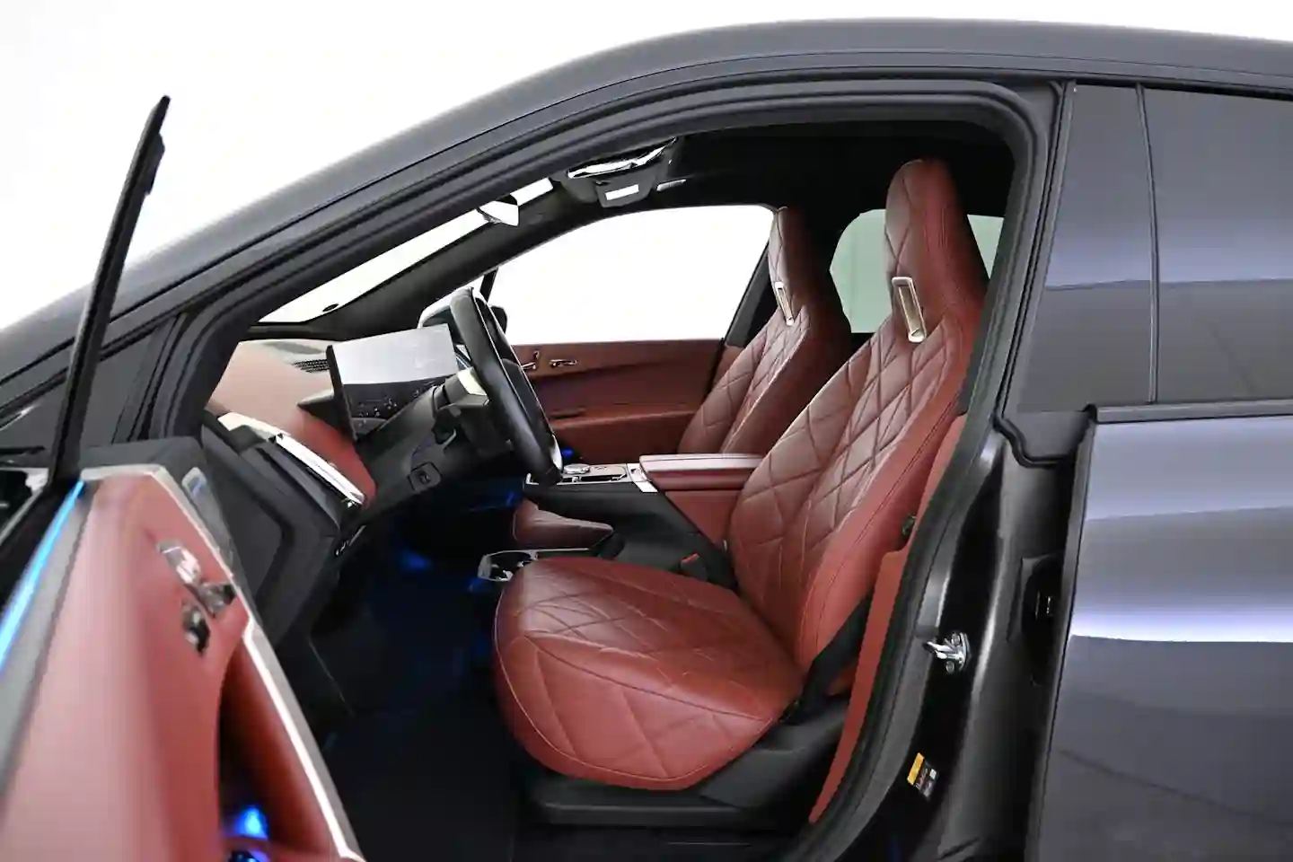 Car Image - 2z7mXIOMSPCp3CbY1dtbIn