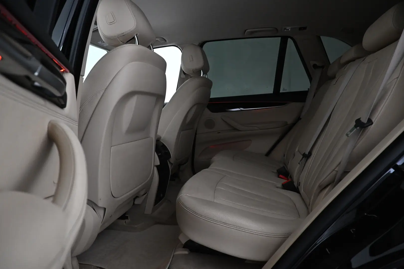 Car Image - 5RQV5KTYkrbj3Ra0HDqlwc