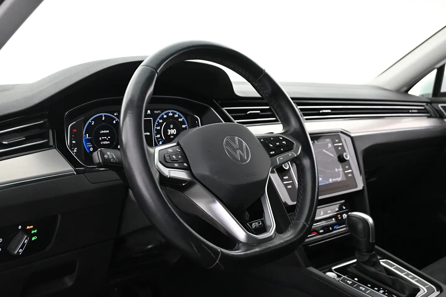 Car Image - 7qKM8SmkIEpFWAbqzRMux7