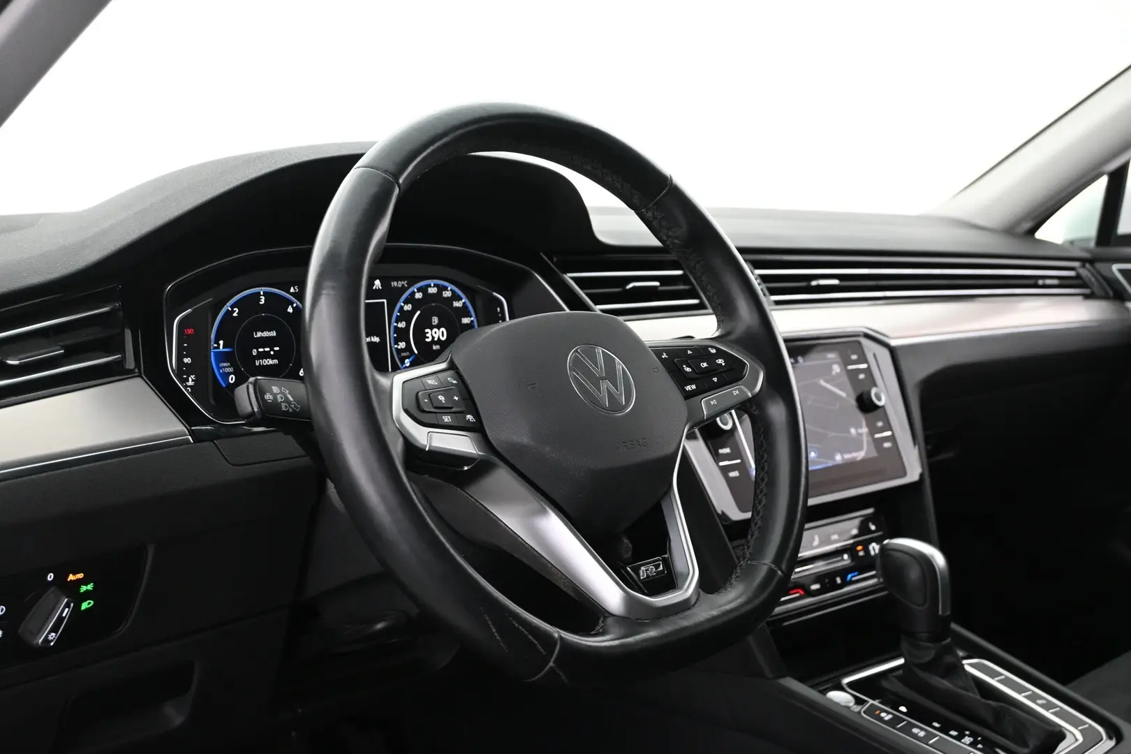 Car Image - 7qKM8SmkIEpFWAbqzRMux7