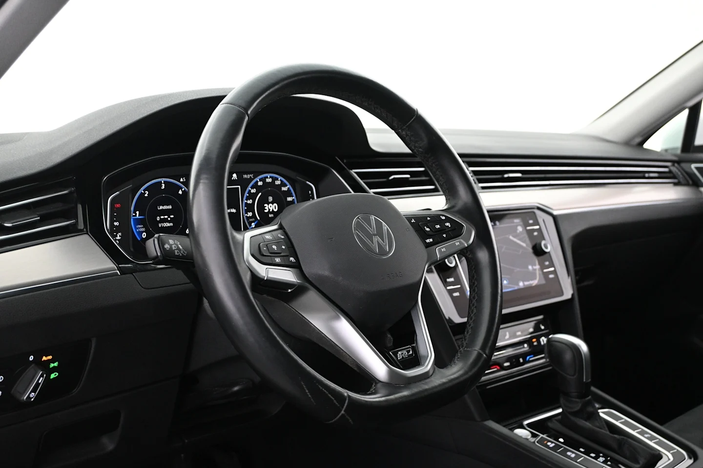 Car Image - 7qKM8SmkIEpFWAbqzRMux7