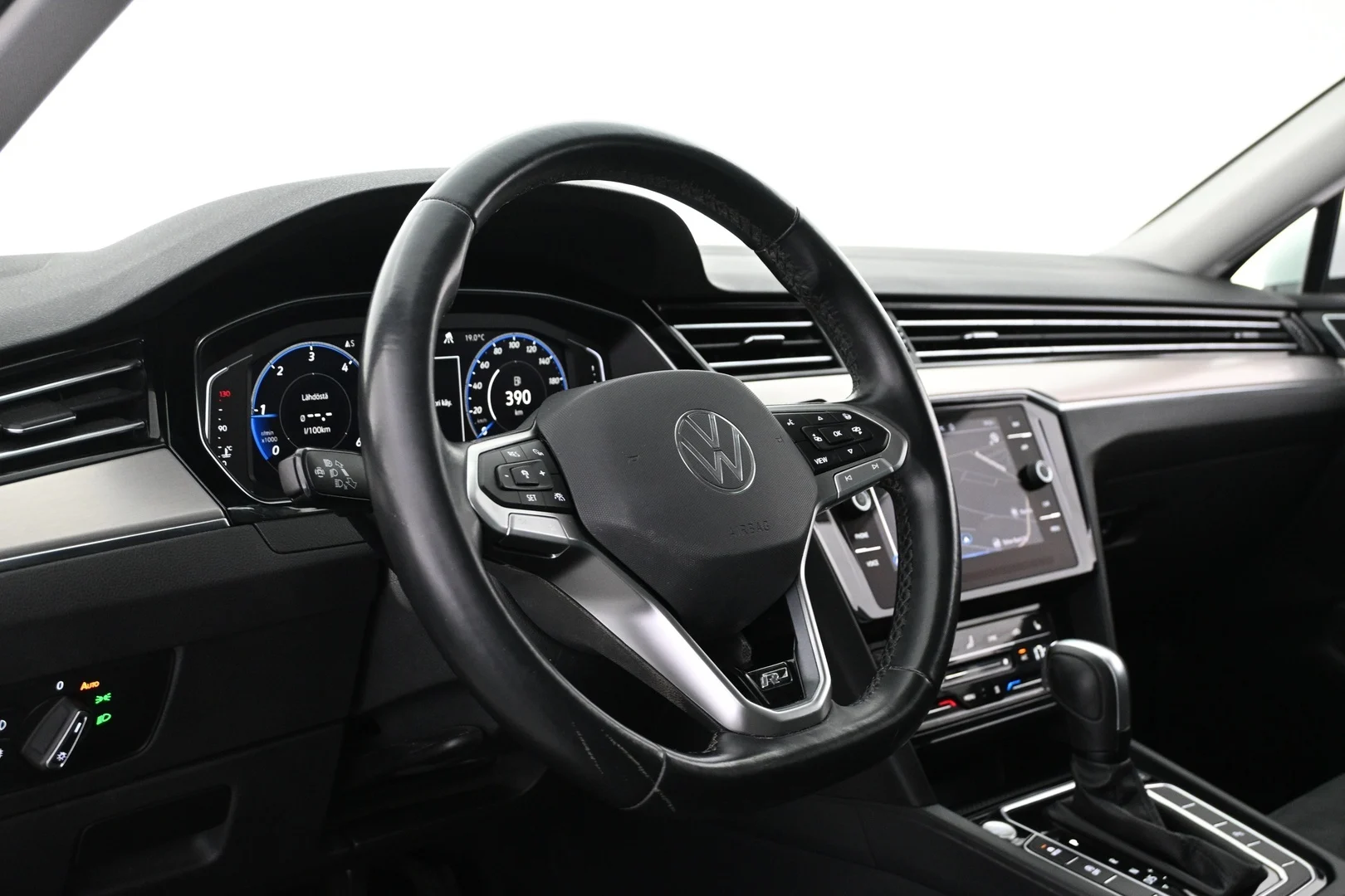 Car Image - 7qKM8SmkIEpFWAbqzRMux7