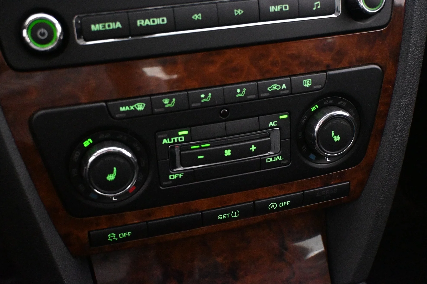Car Image - 2ue7NDpYLq3REApaQOGVRO