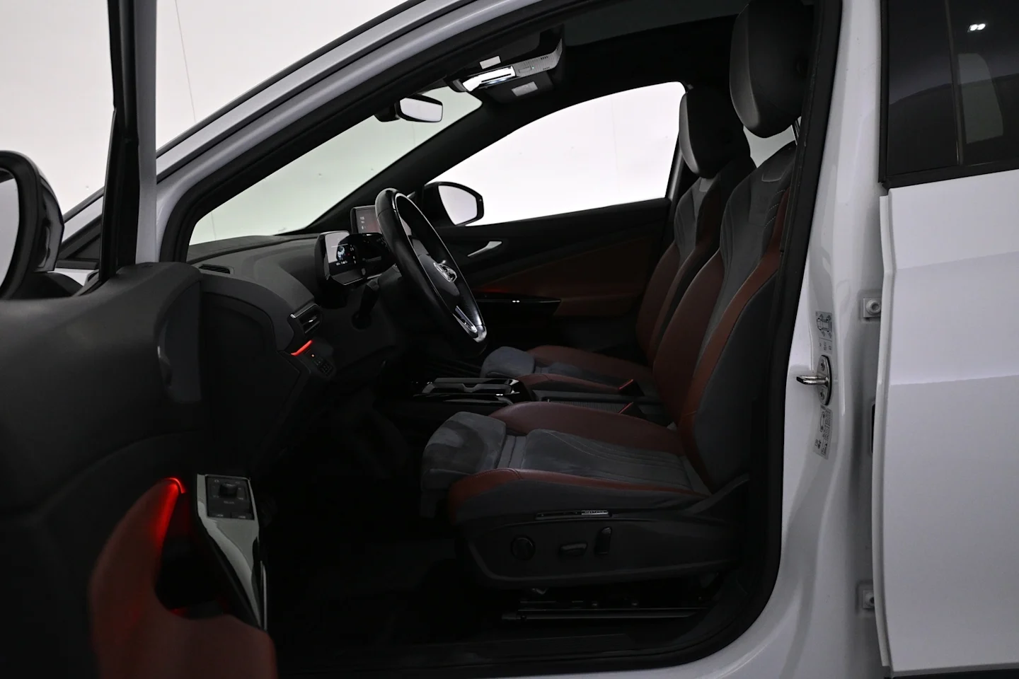 Car Image - 1c5vdOEqWmXTMGu4yY7PWn