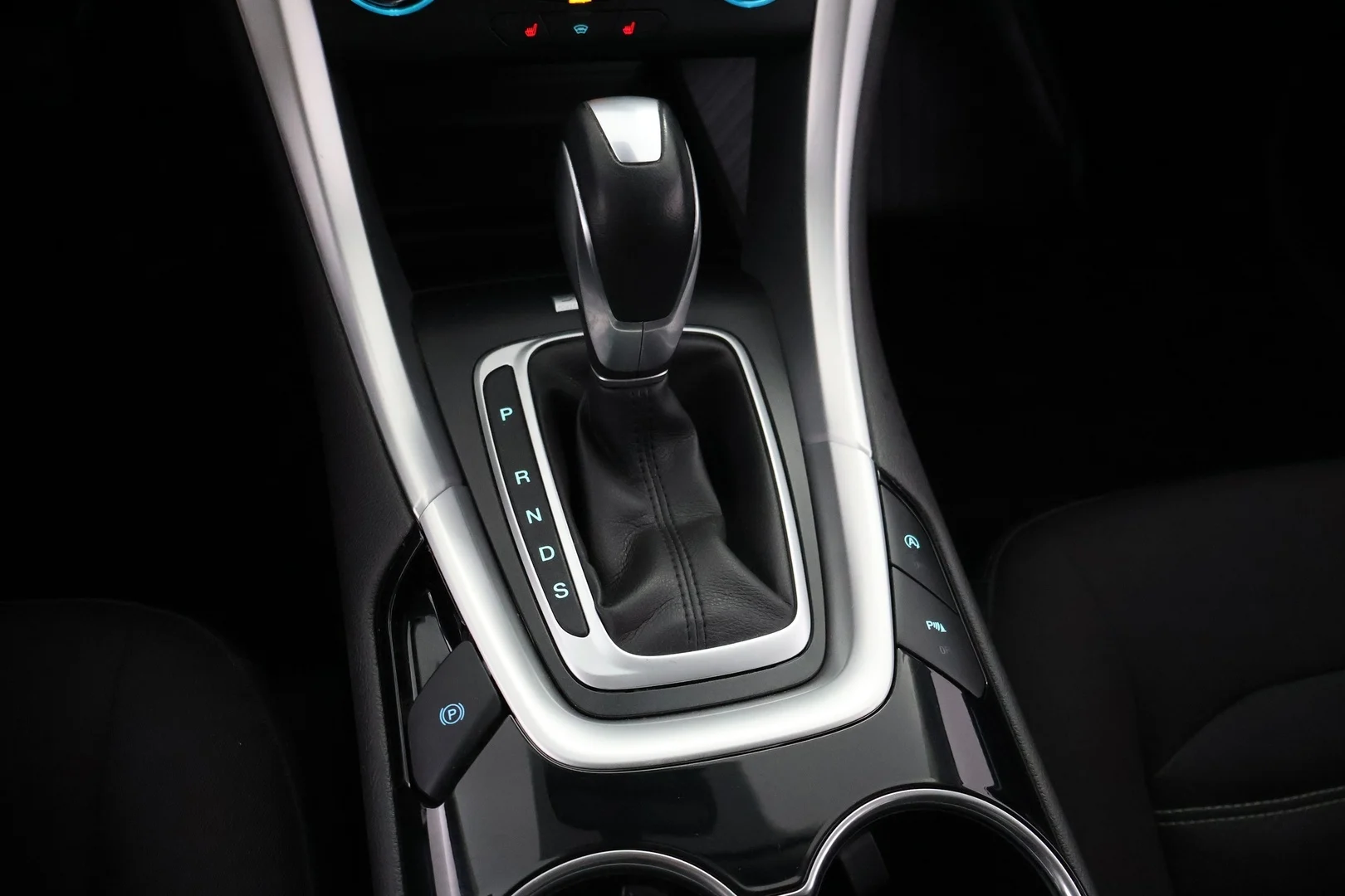 Car Image - 4ev4AzqfqHhWj8tVyoATfE