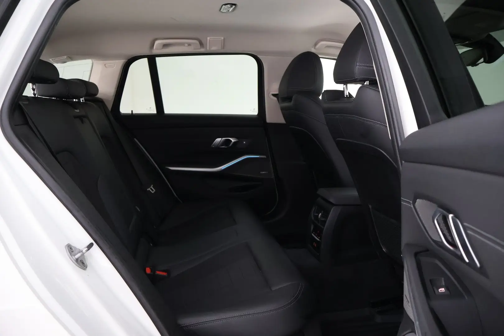 Car Image - 2mracnDhqGYrN3Ddo3xmo6