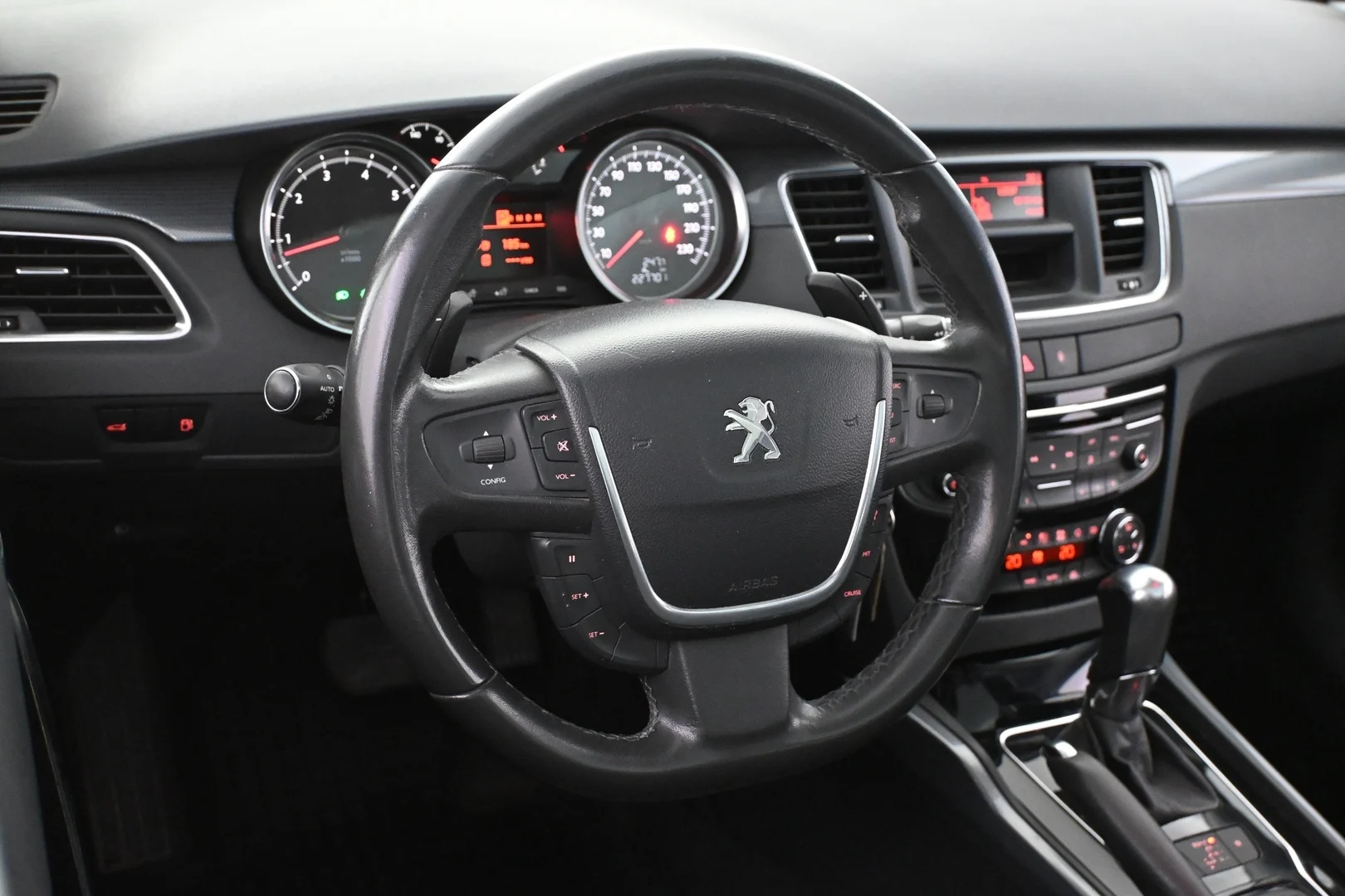 Car Image - 1PlBwZWswNSi4Eggo3Vwg3