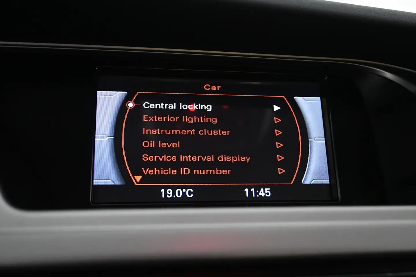 Car Image - 7ATfijNbJRFlU8J0Os5QL8