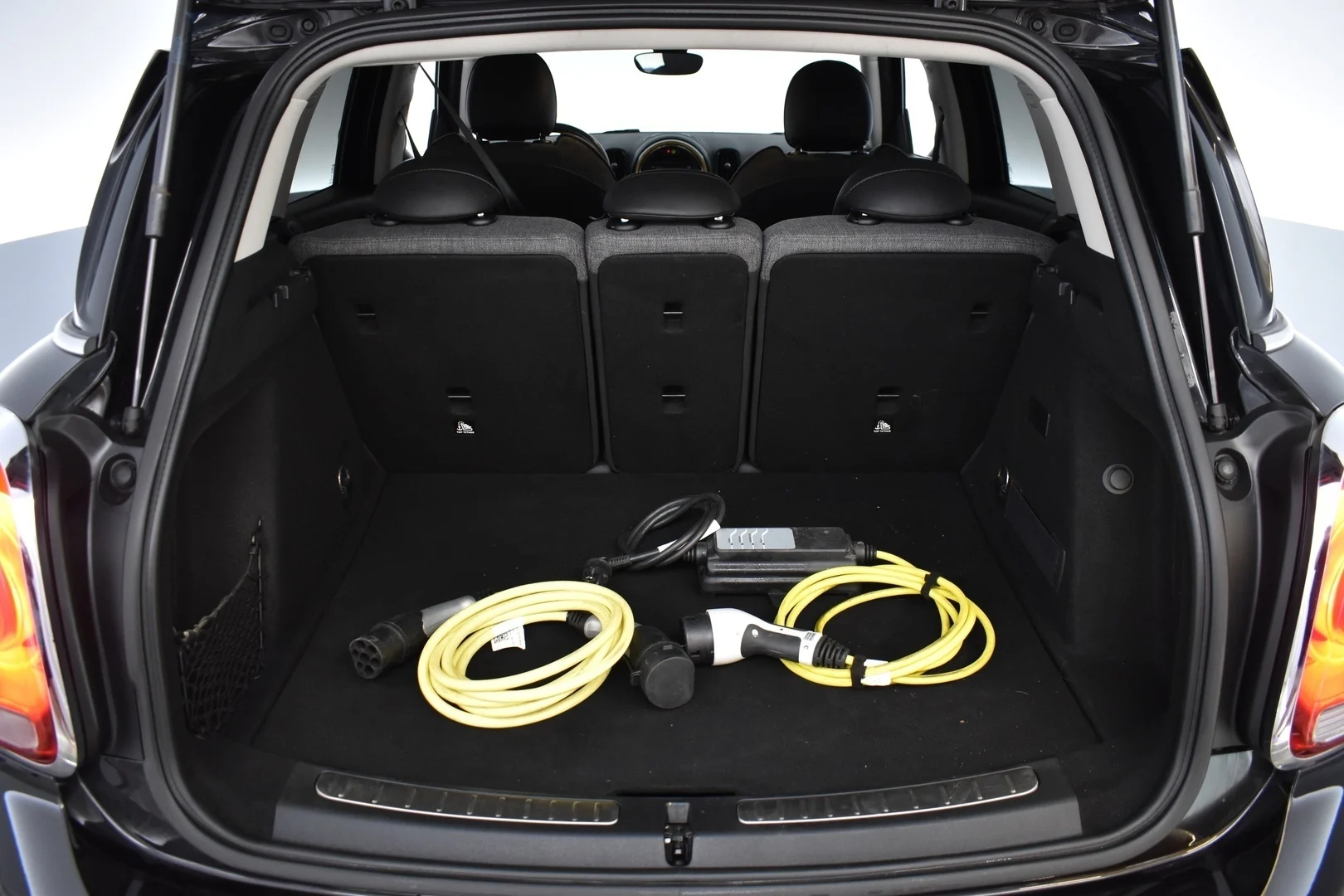 Car Image - 6L1h2K0UcVAehB6d9aBsfY