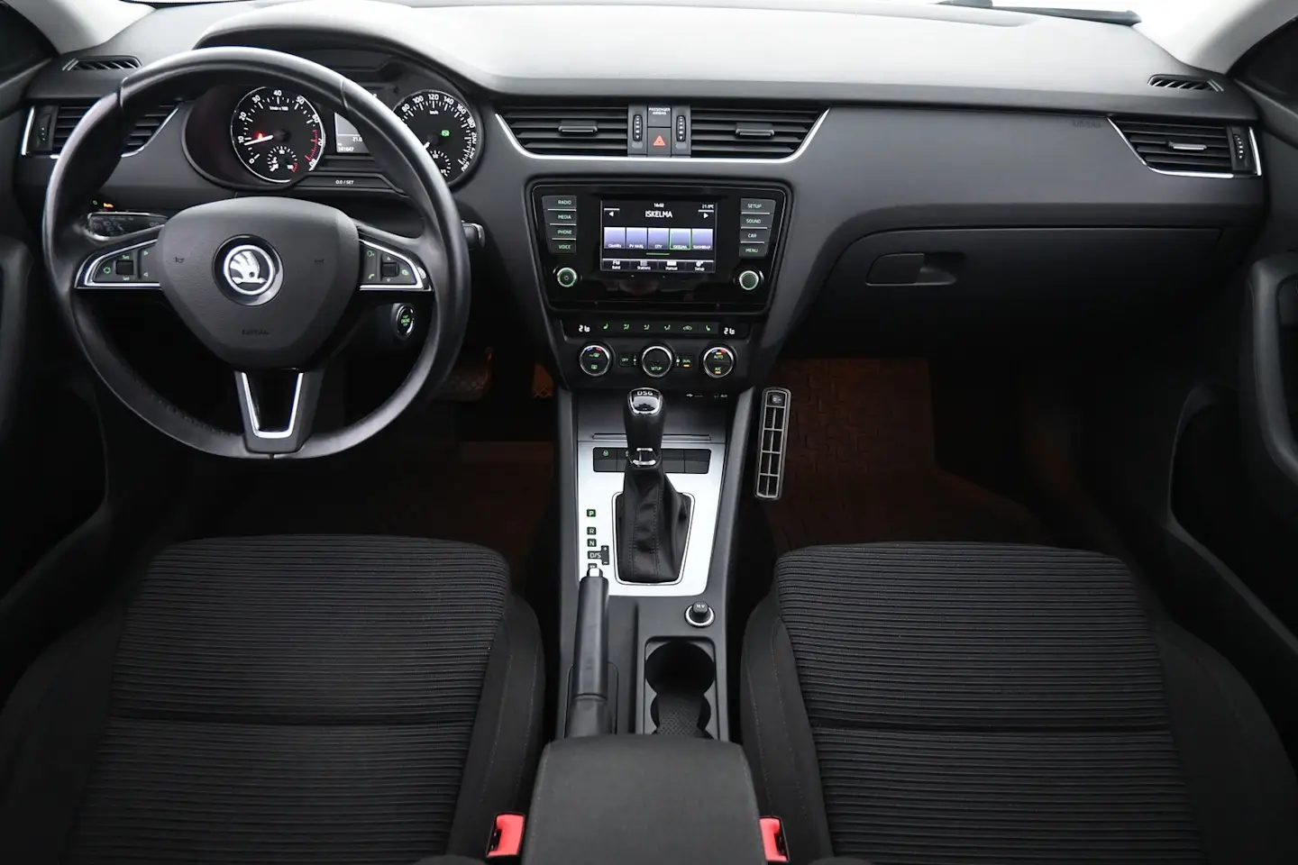 Car Image - 6baAtkwKpZgIu4MSJBSGuz