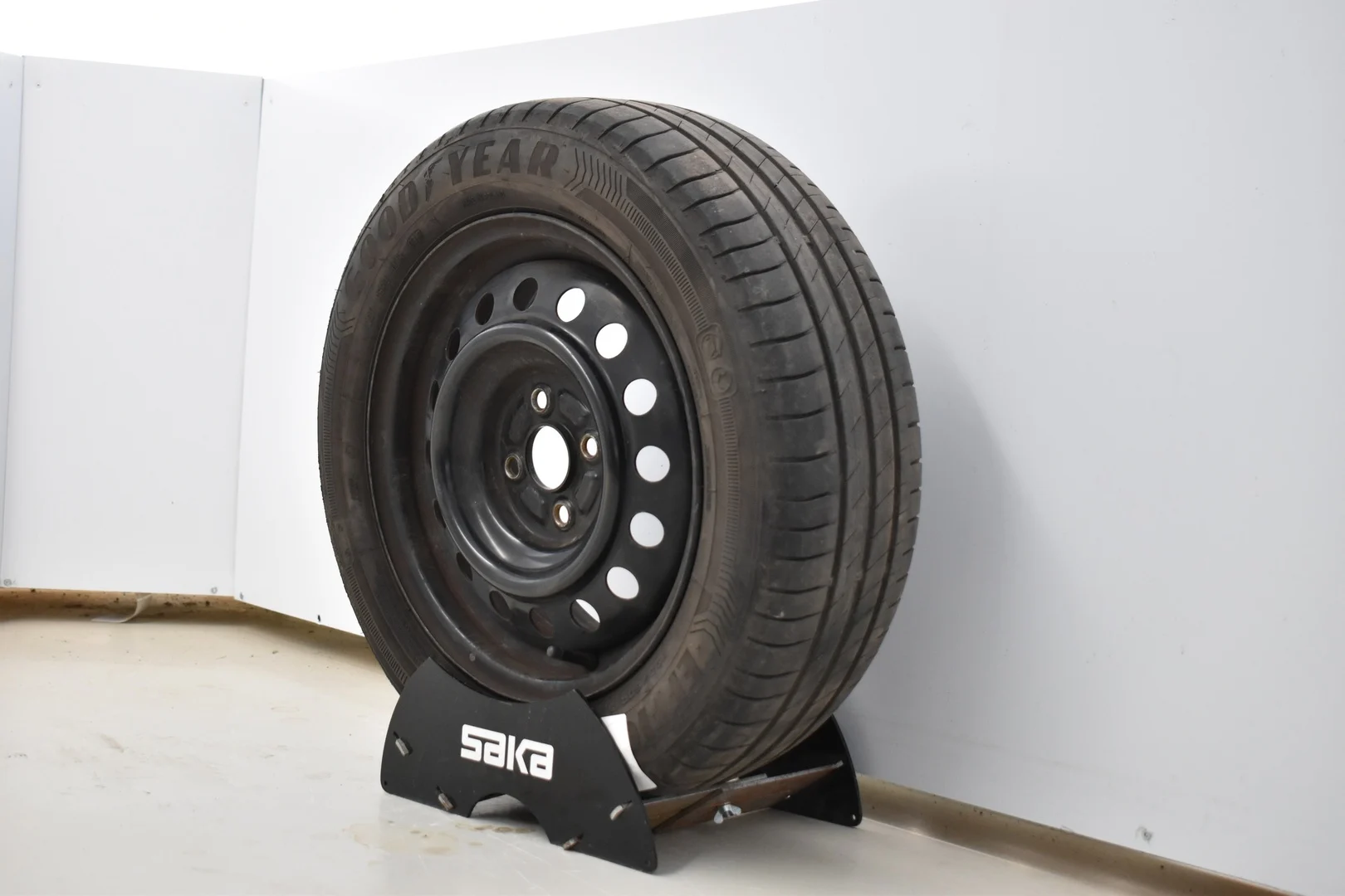 Car Image - 1JsGGkObIX95cL1TfEWSEc