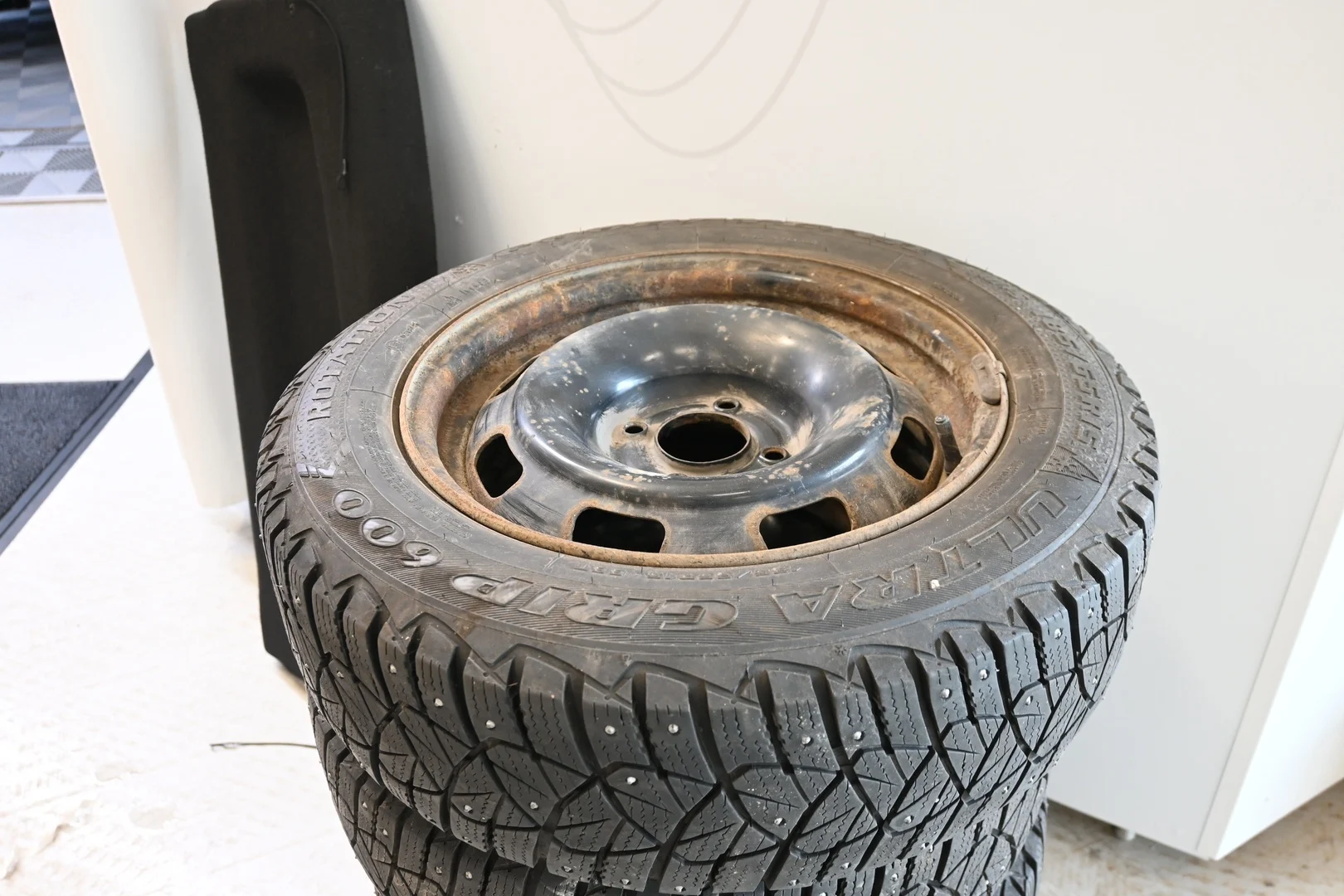 Car Image - 6gJwh6nIrmrunQFlpyuWDg