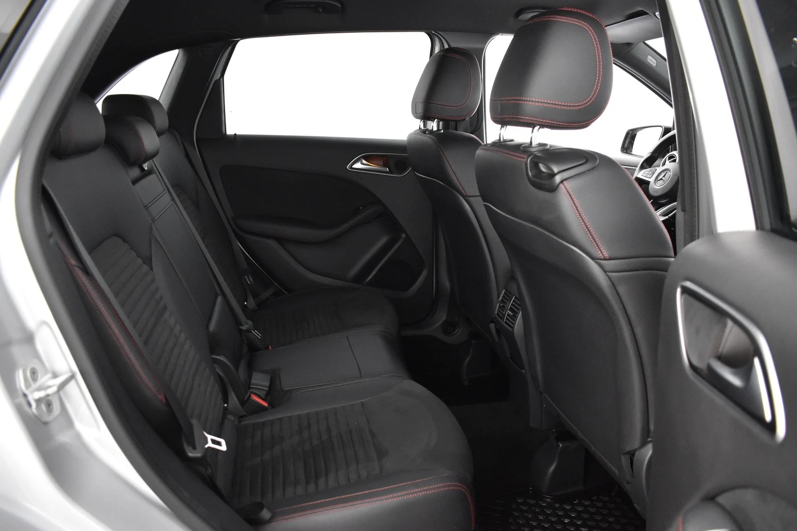 Car Image - 1RNuLlkskVLM3d1yKPpmMq