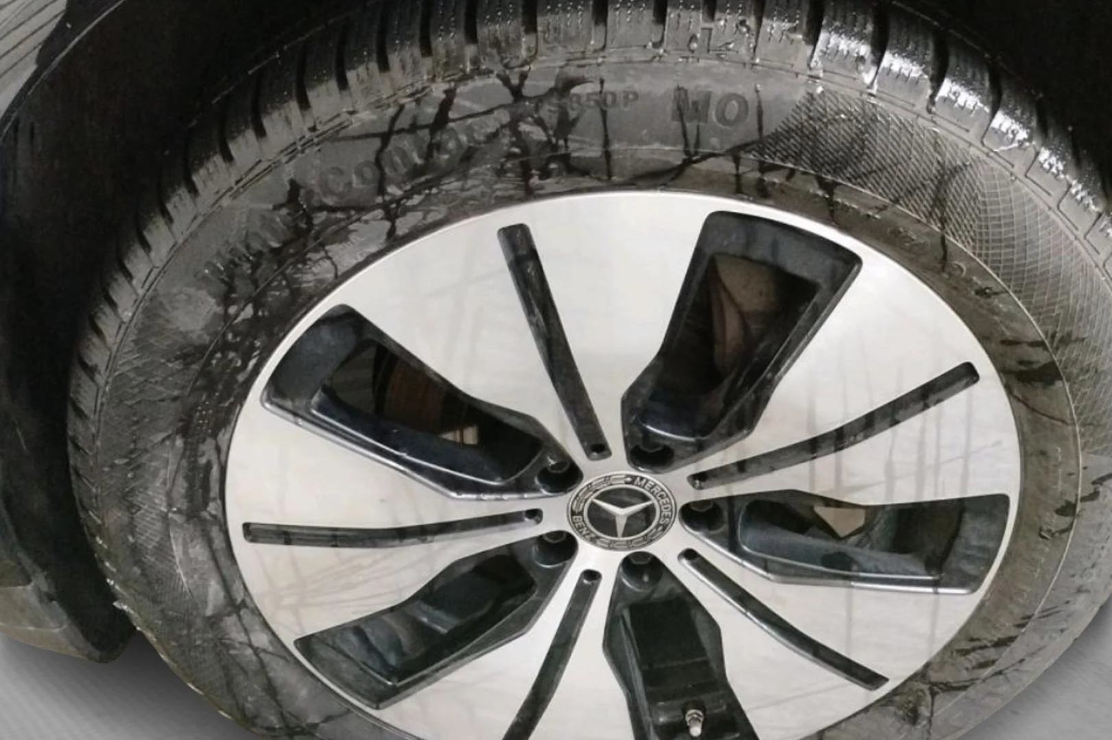 Car Image - 4NlpYU7g7dxJCOS5vDxeVL