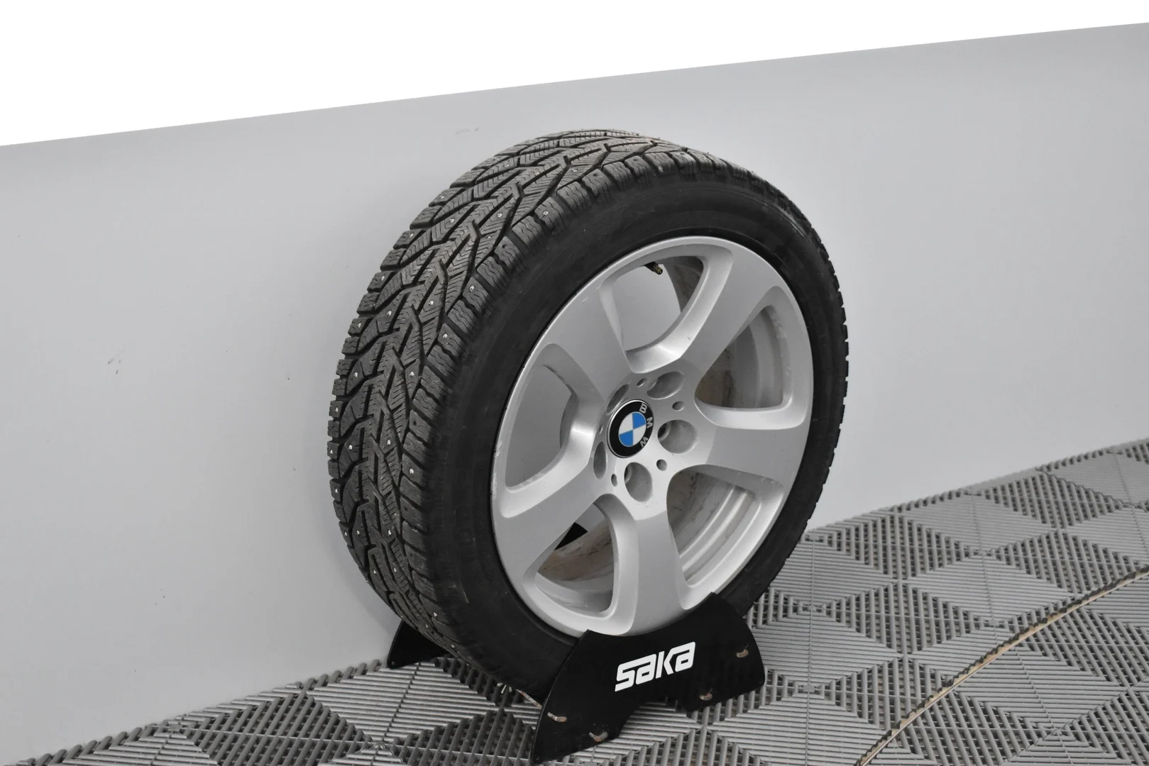 Car Image - CZwZbhWu80bQkEg6uqHlo