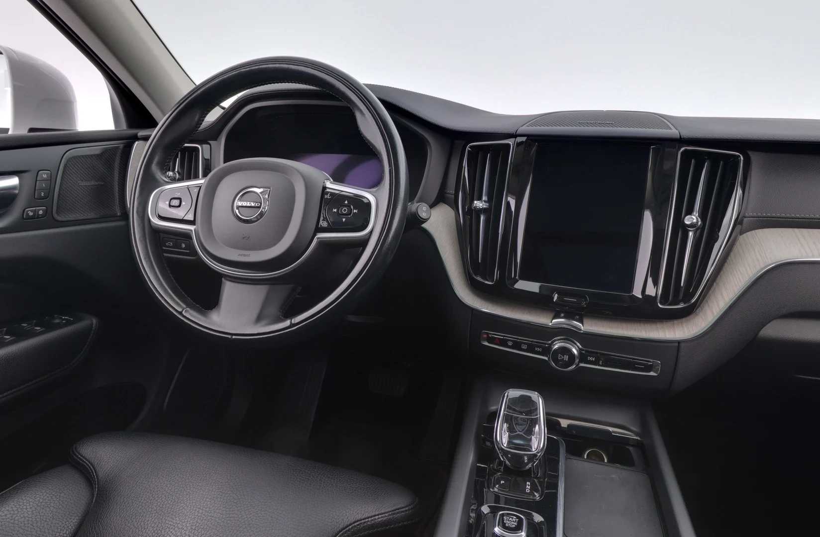 Car Image - HD6Oo1GLbZFGUL2mz8s0p