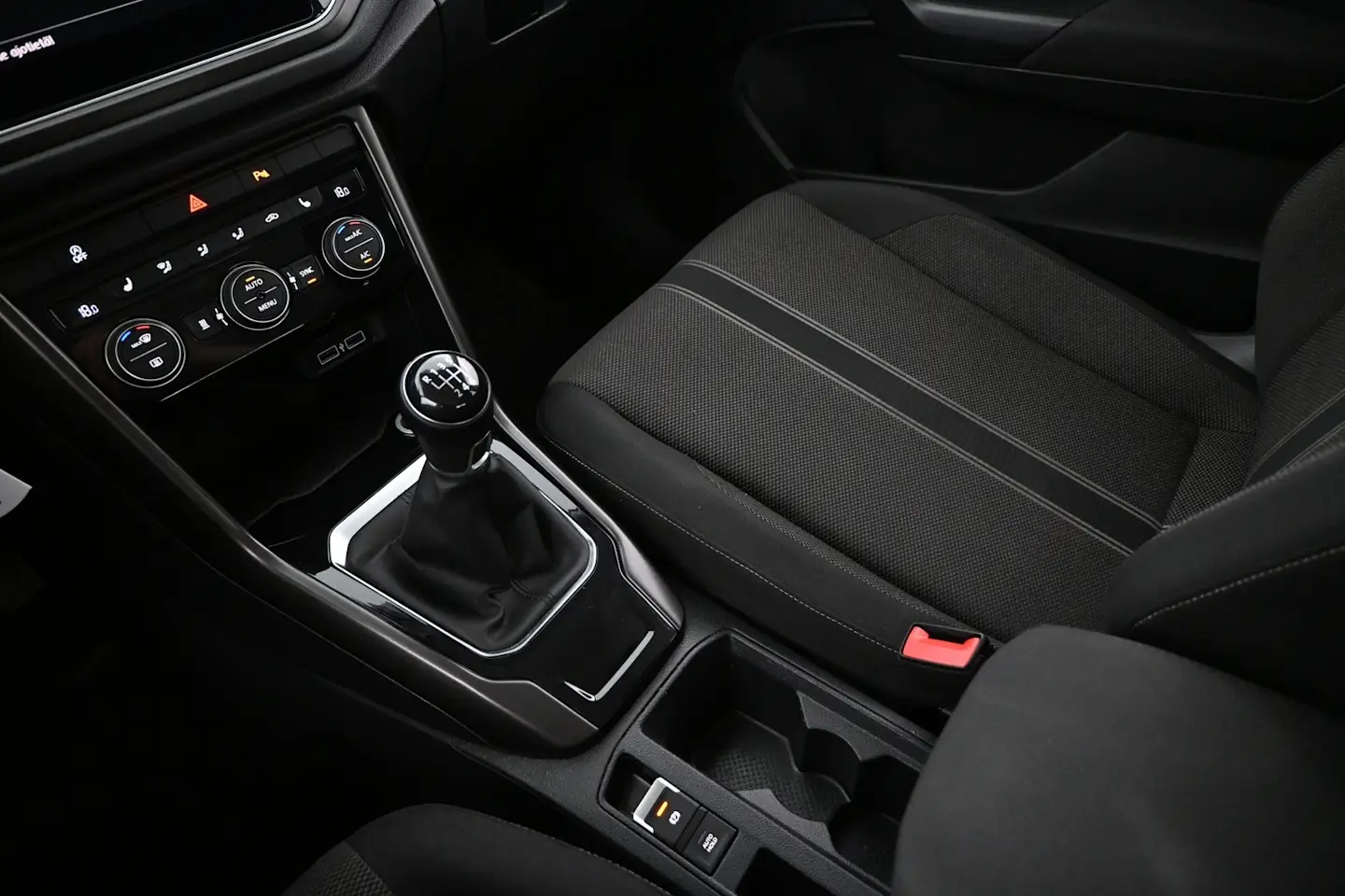 Car Image - 6bqaEdko1Juxq4OrAf8Zr1