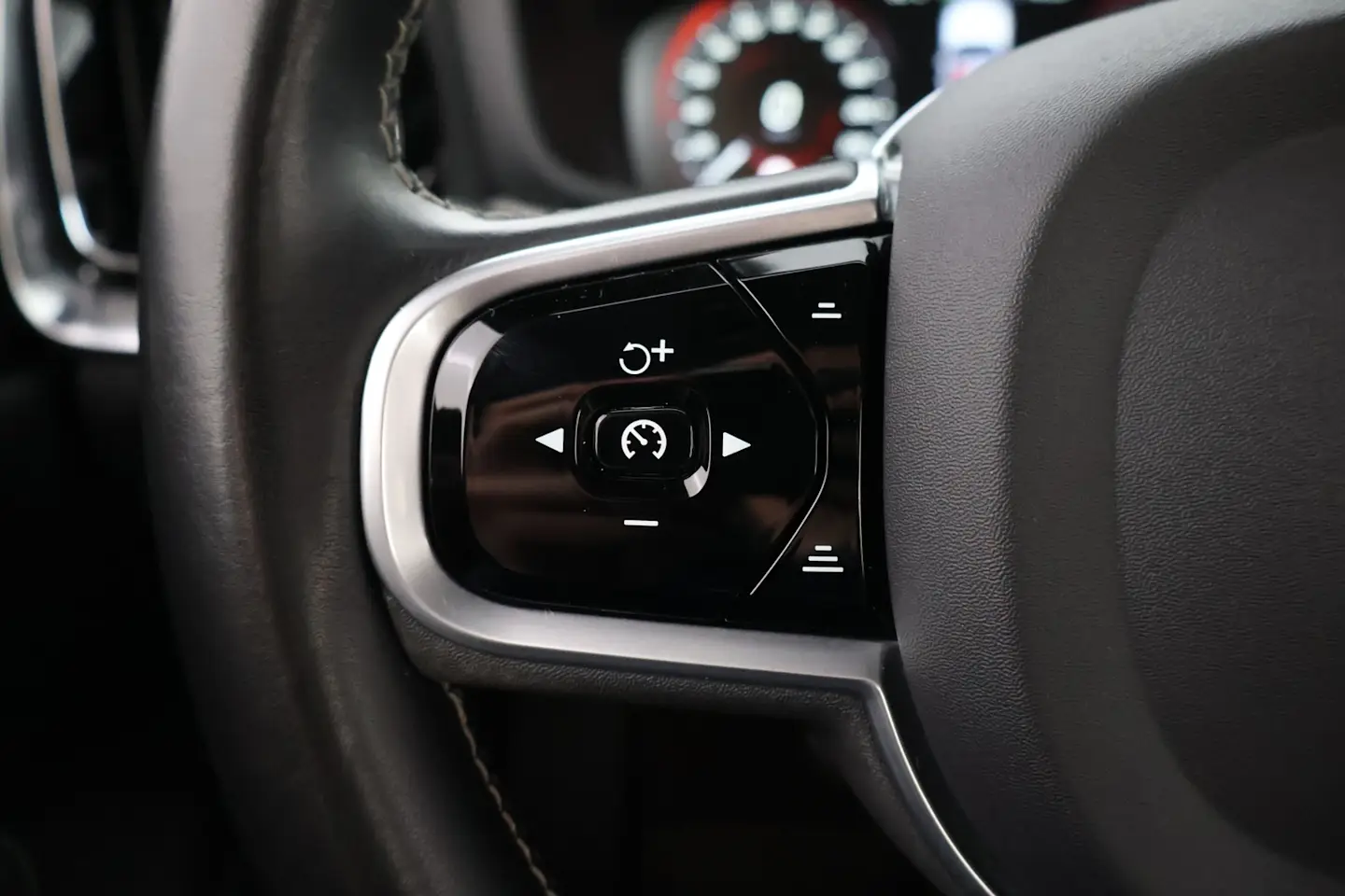 Car Image - 1olxgFvNTP6EKz5pyQxxSl