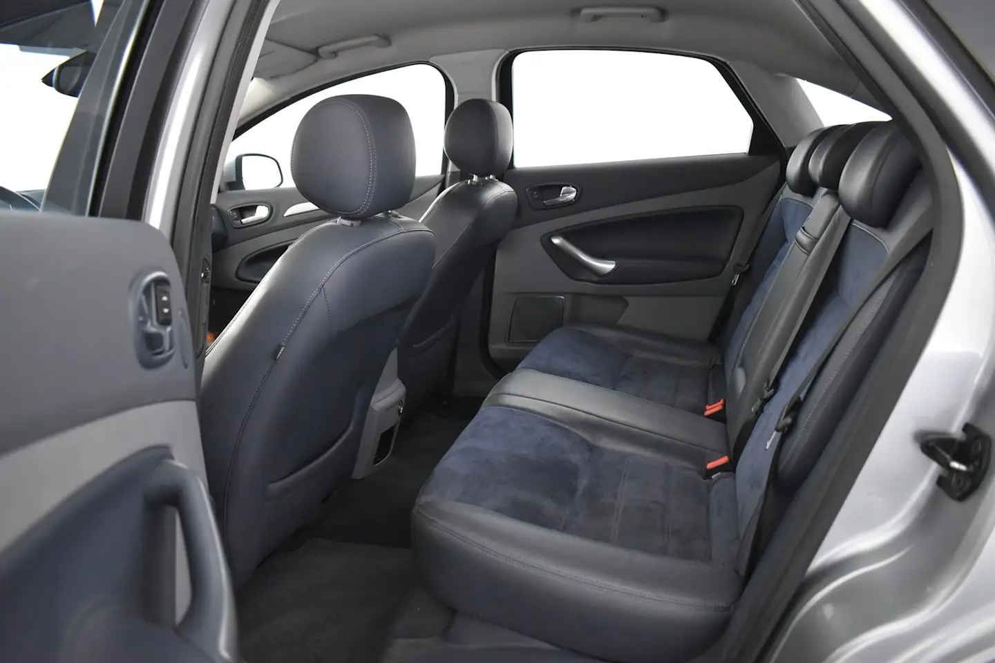 Car Image - 7sn79JgBl0TUXlwAJAyJoz