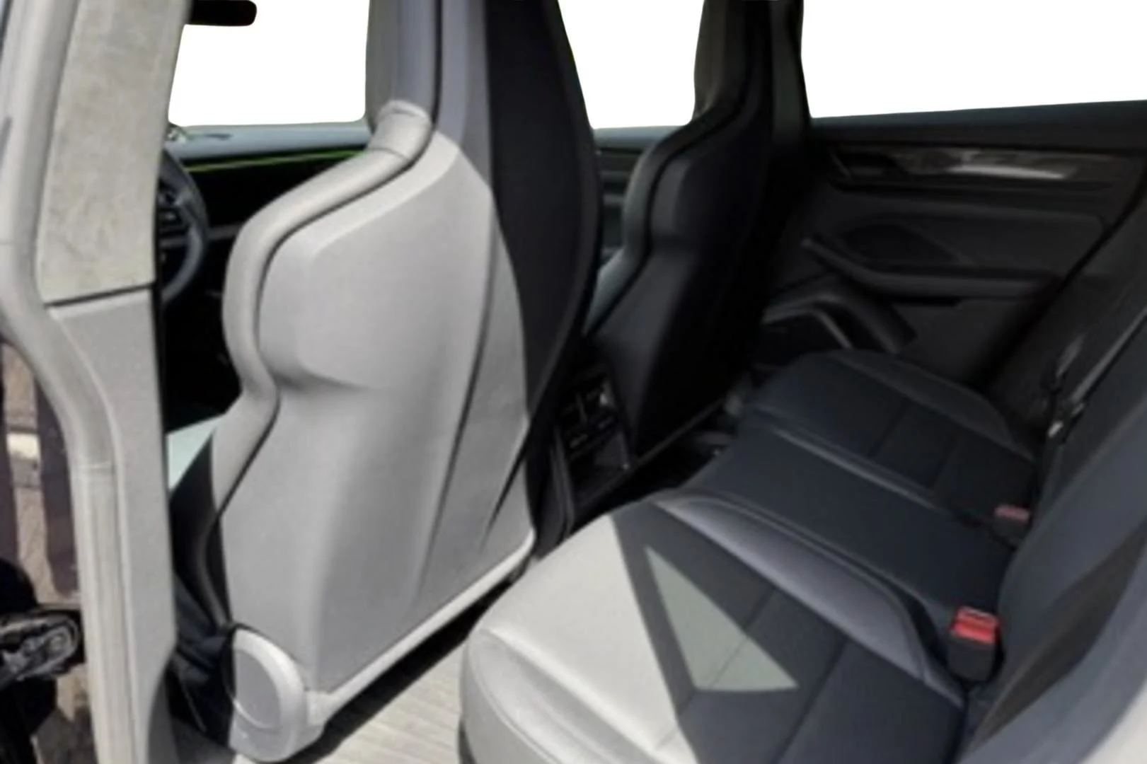 Car Image - 3fQWTqJj39z0R7NtOrCVD1