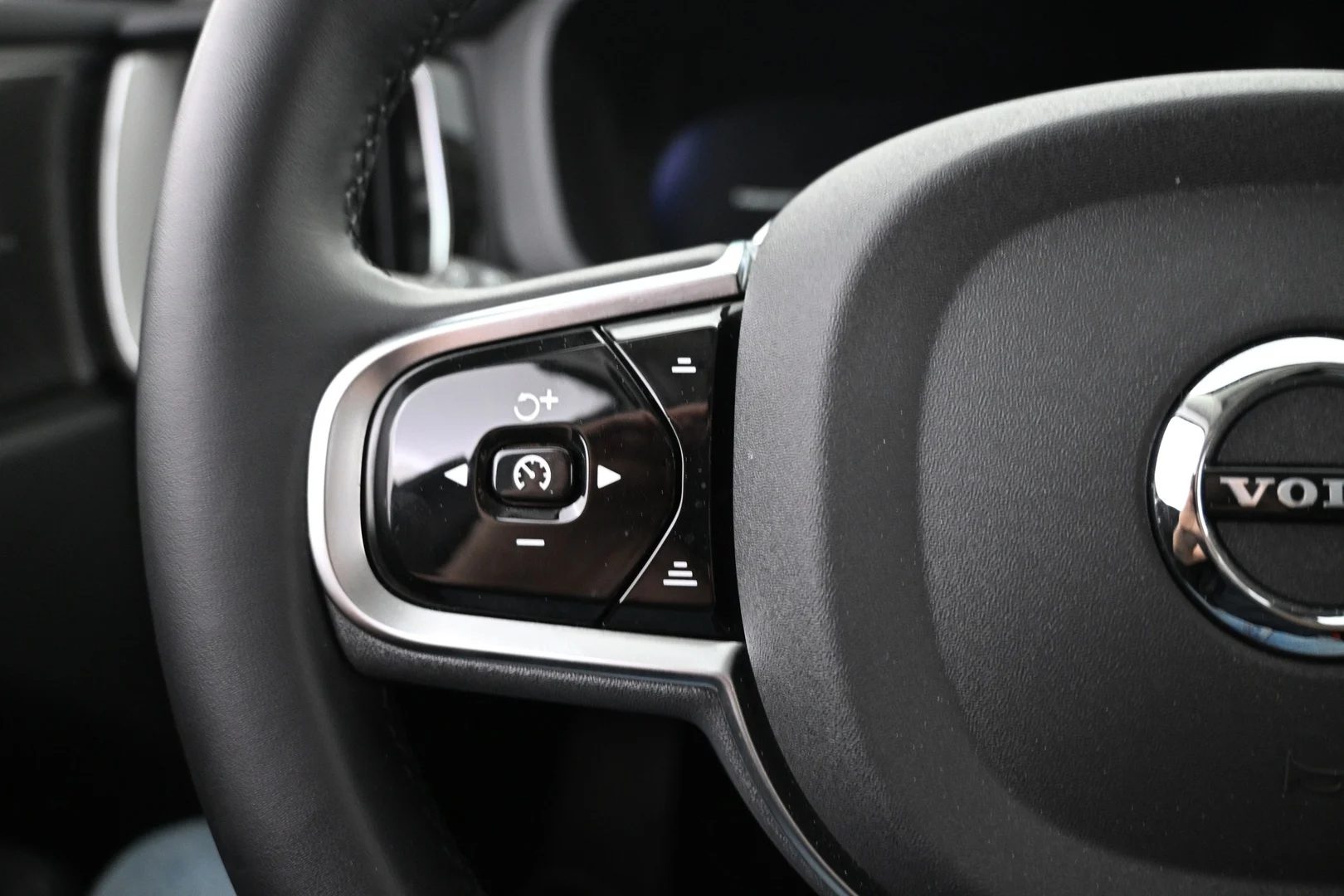 Car Image - 1pq3wzvfU8HfbT4Rzlhwbg