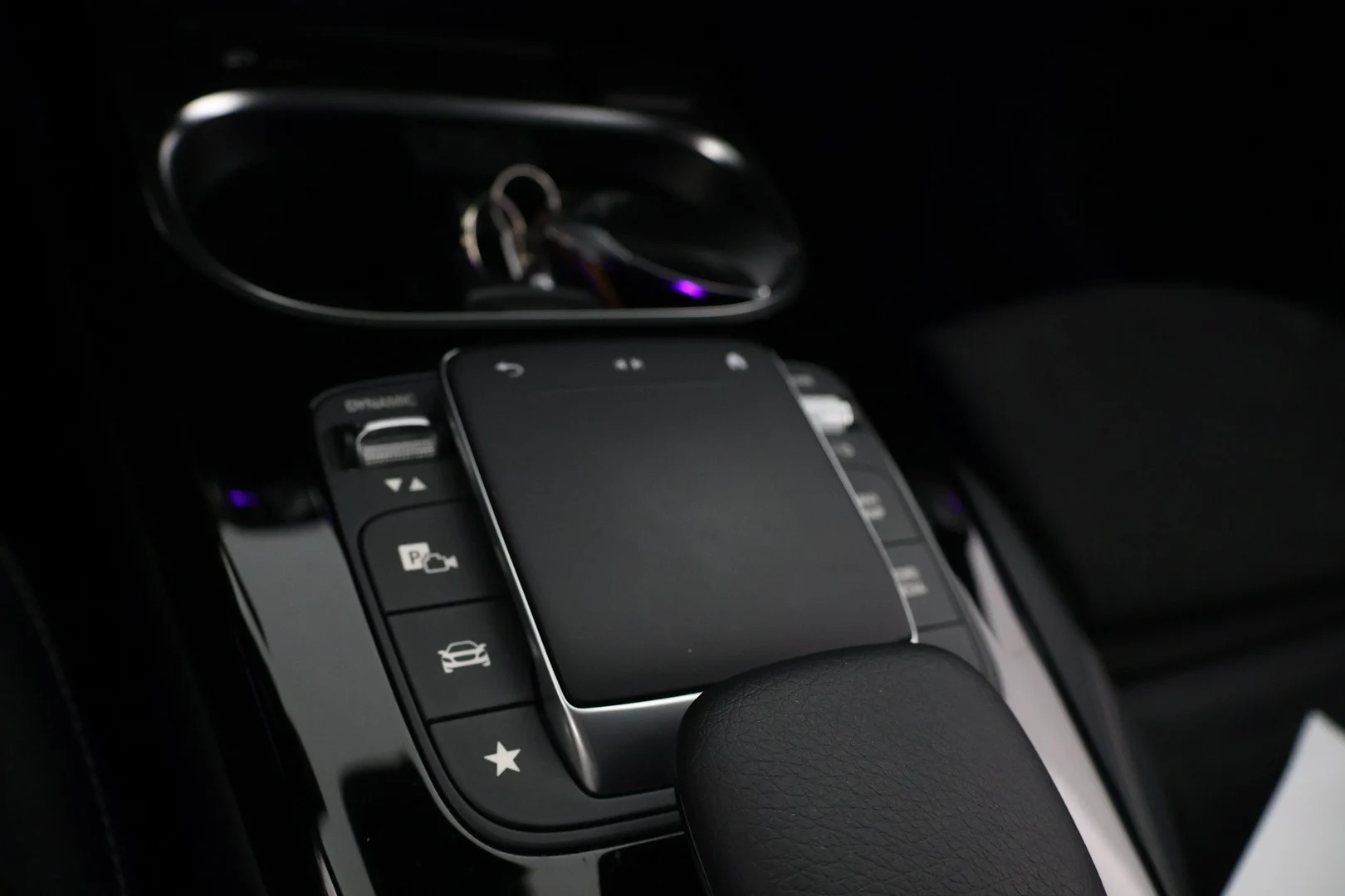 Car Image - 7vDdaeBgGQNoU0sIeI7sam