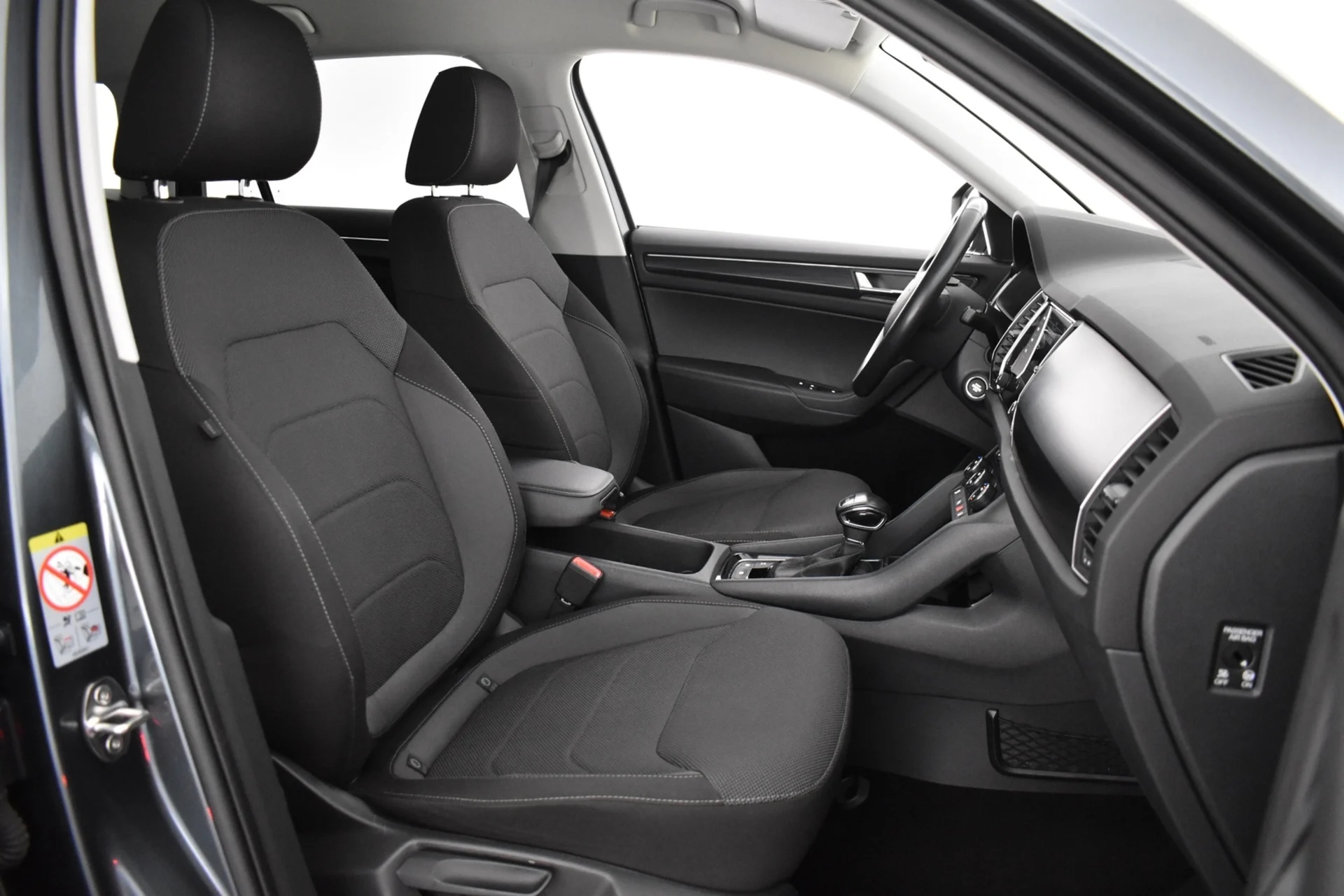 Car Image - 1LNWExdKiV3LTYqpGiTpAT