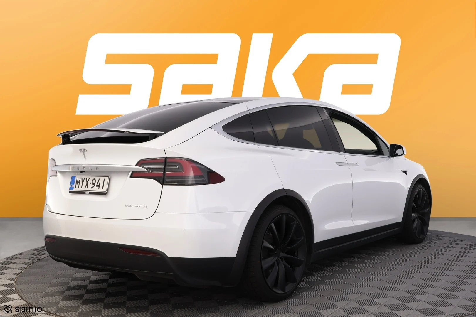 Car Image - 25b3CnE9bMXovNdVpPUK6H