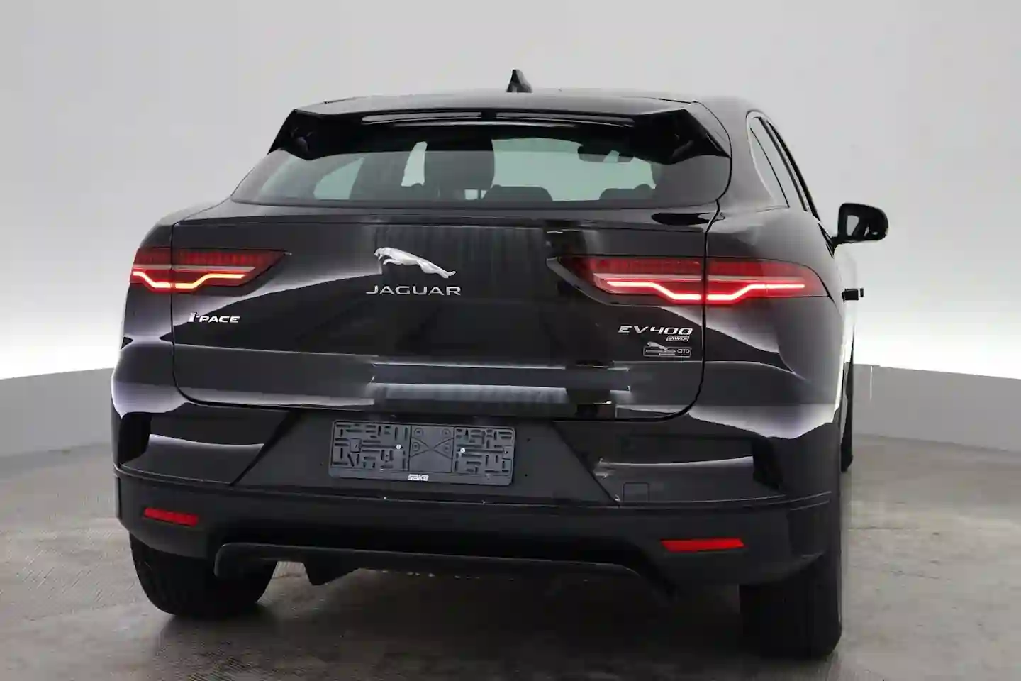 Car Image - 2hAHKai5phMy5BXOi1t521