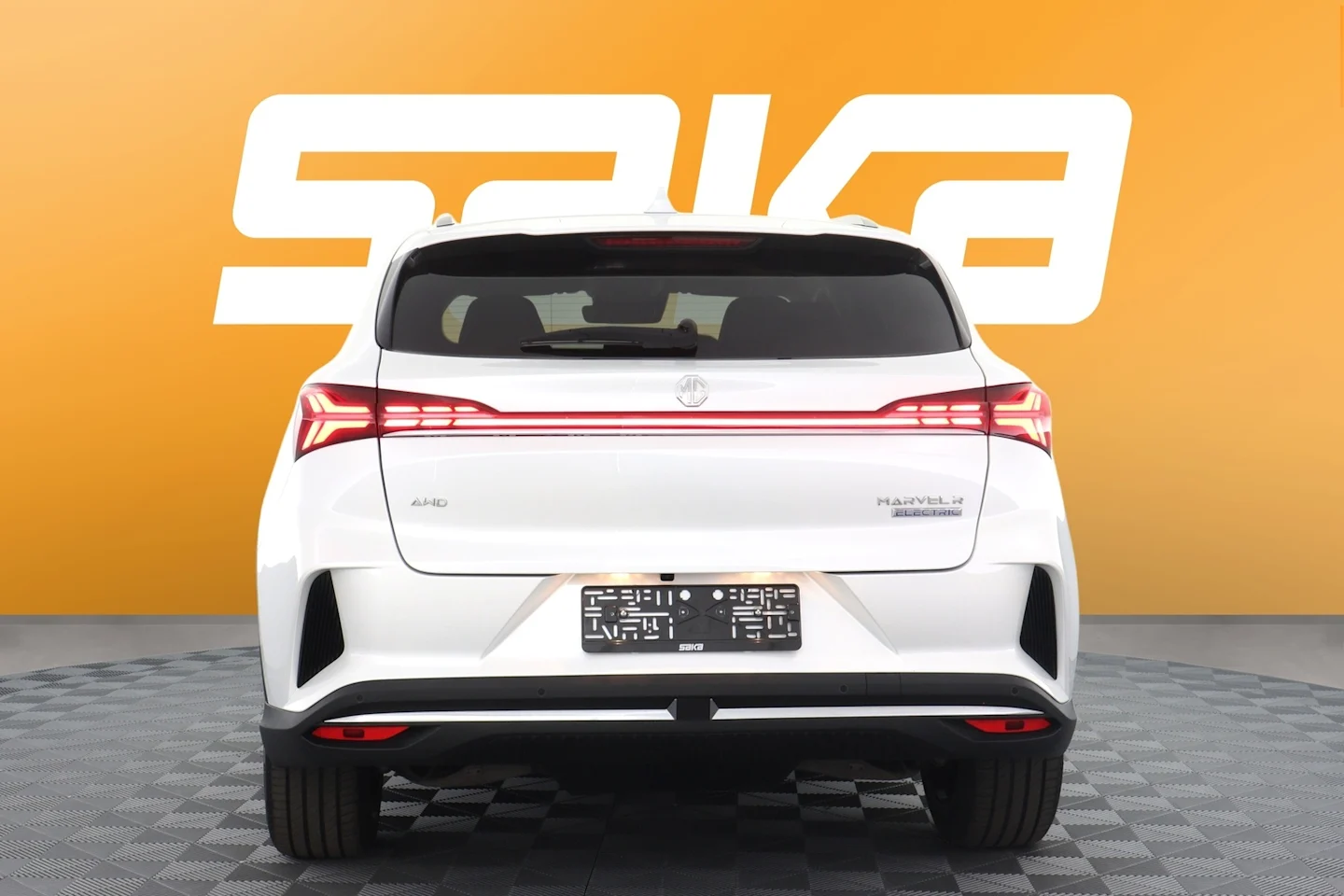 Car Image - 3ly9b7ZxJNFw9Dm71yMLhV