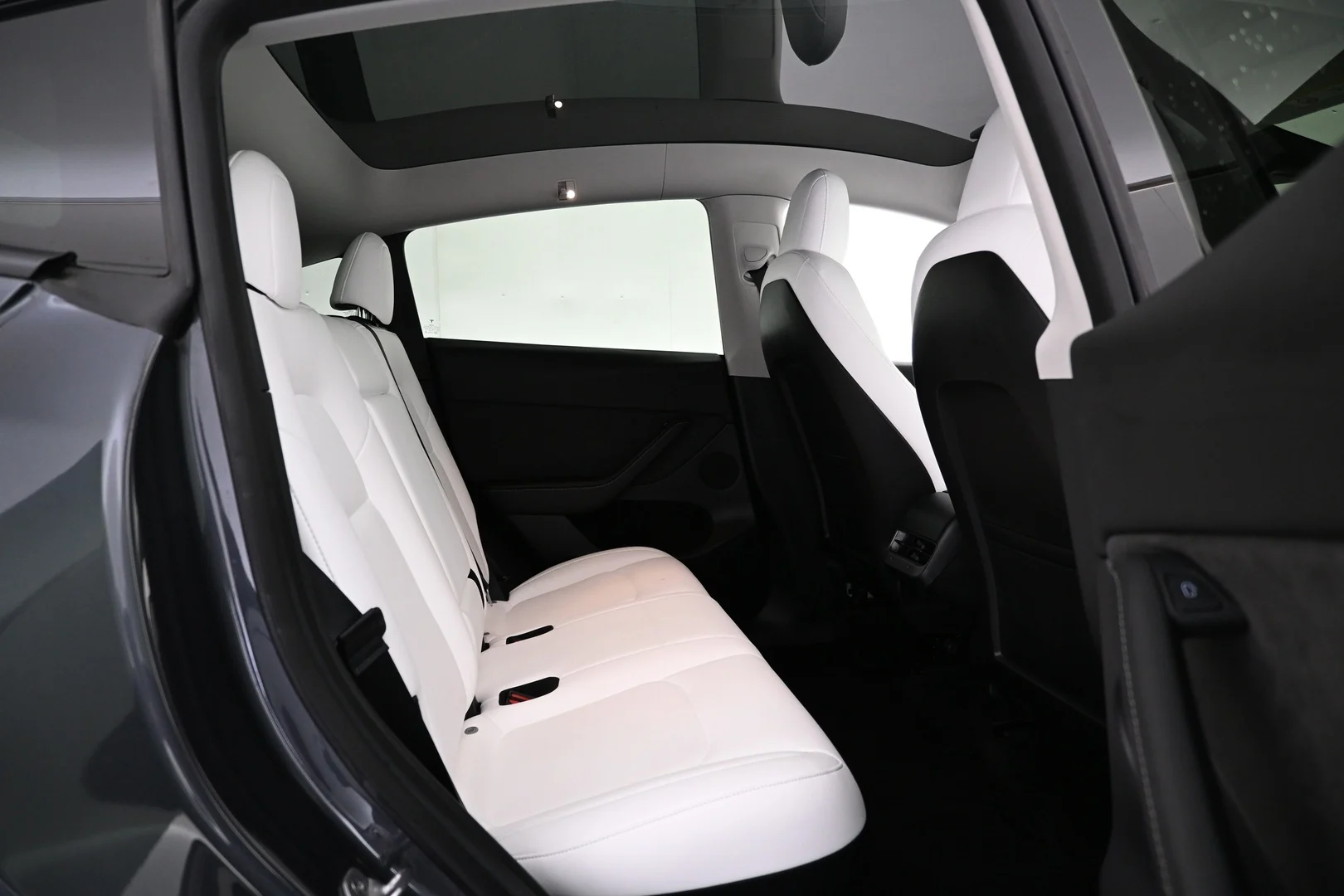 Car Image - 1cLmkpV2c5CJMqViH2Bag0