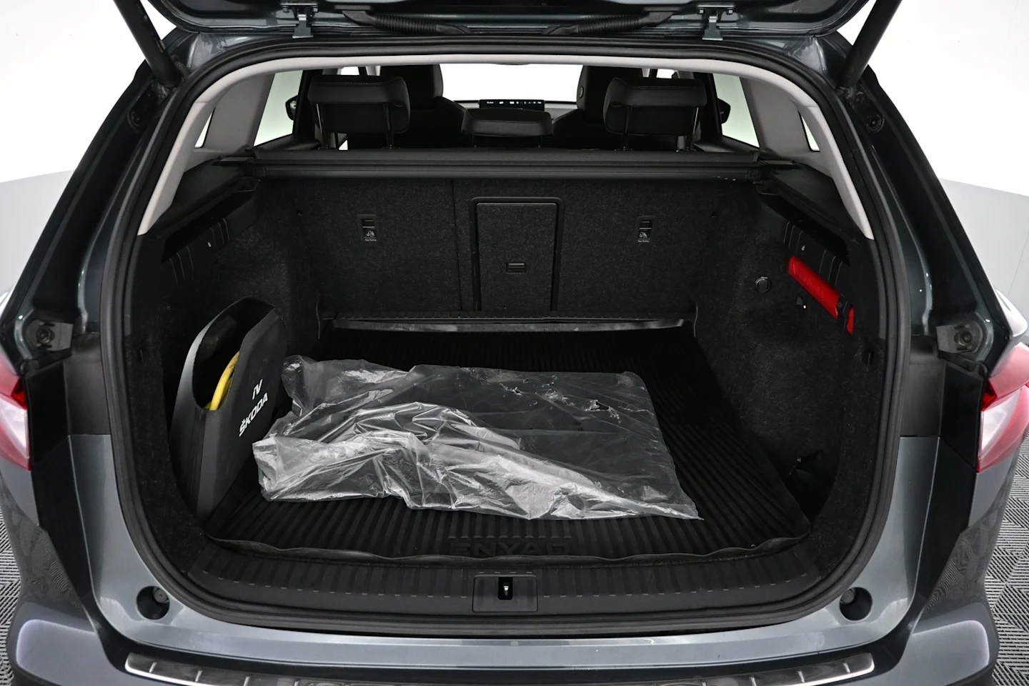 Car Image - 1PSX3bi7CgrENQ50aSfcQr