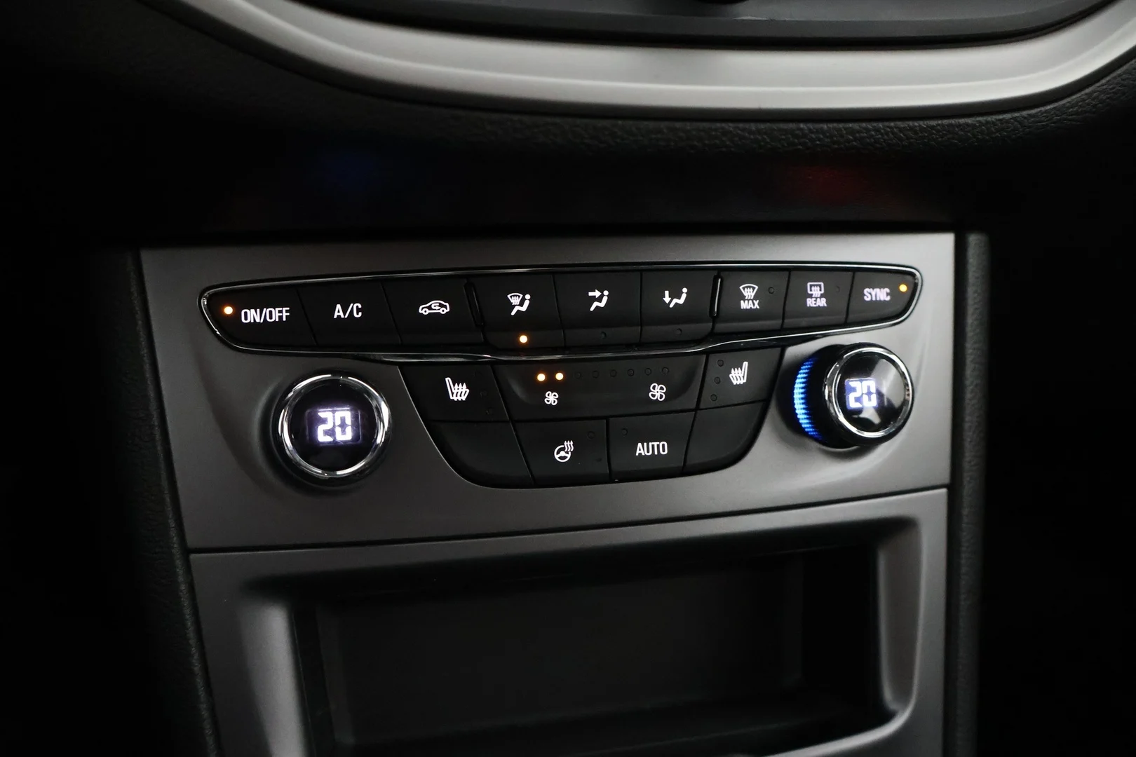 Car Image - 5KZnvWttDW7IslPxFjjc4M