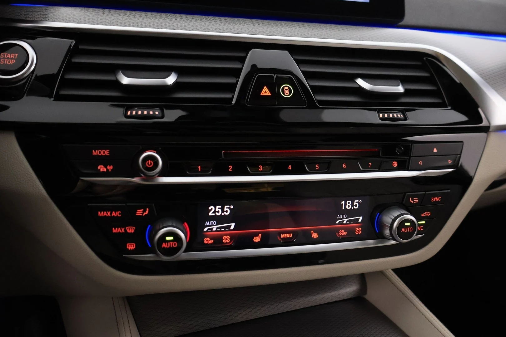 Car Image - 4cSpdwBMsSrD2aNW0OgfhF