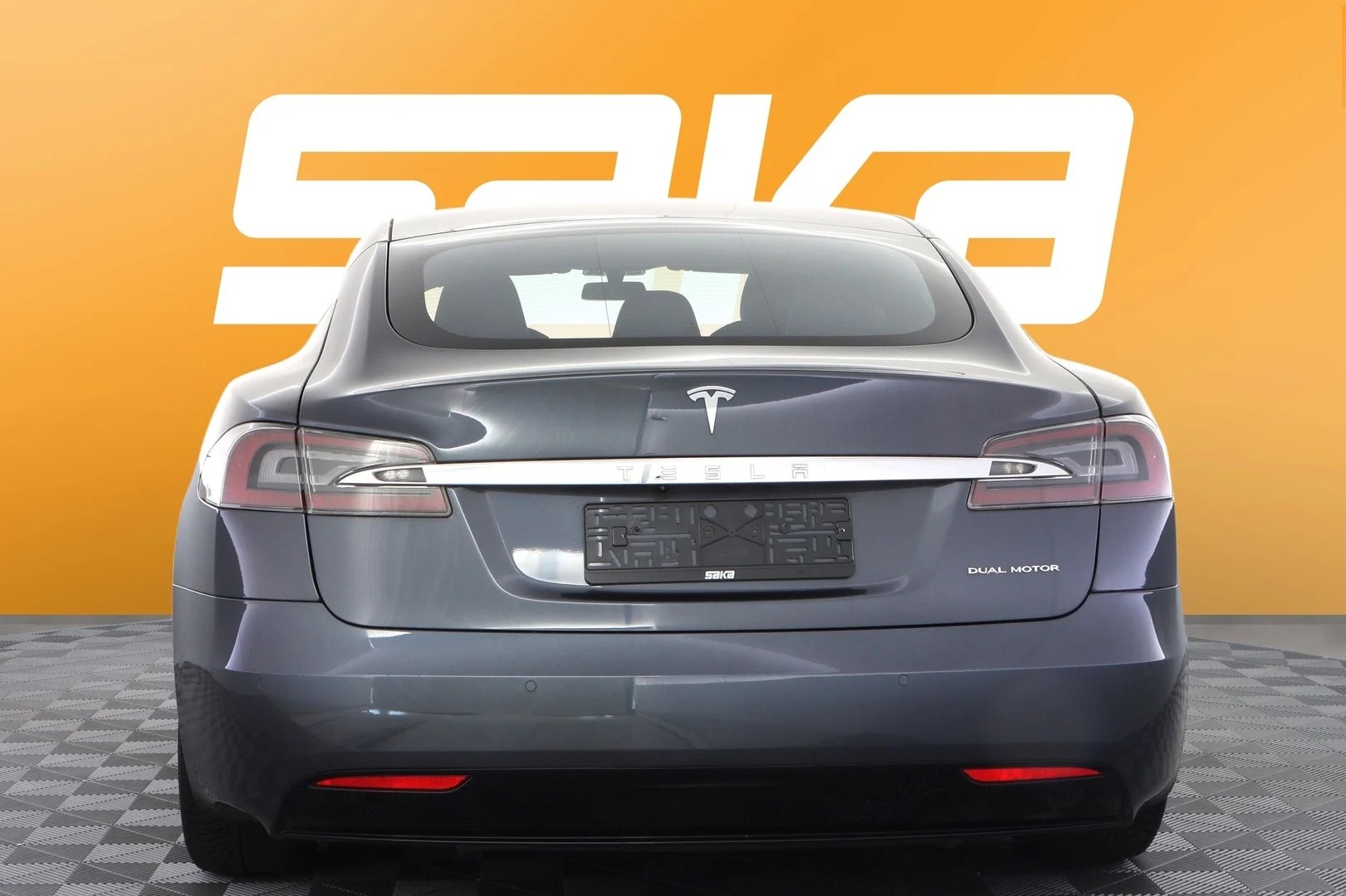 Car Image - XoPdiU748mMzsPzBBYB04