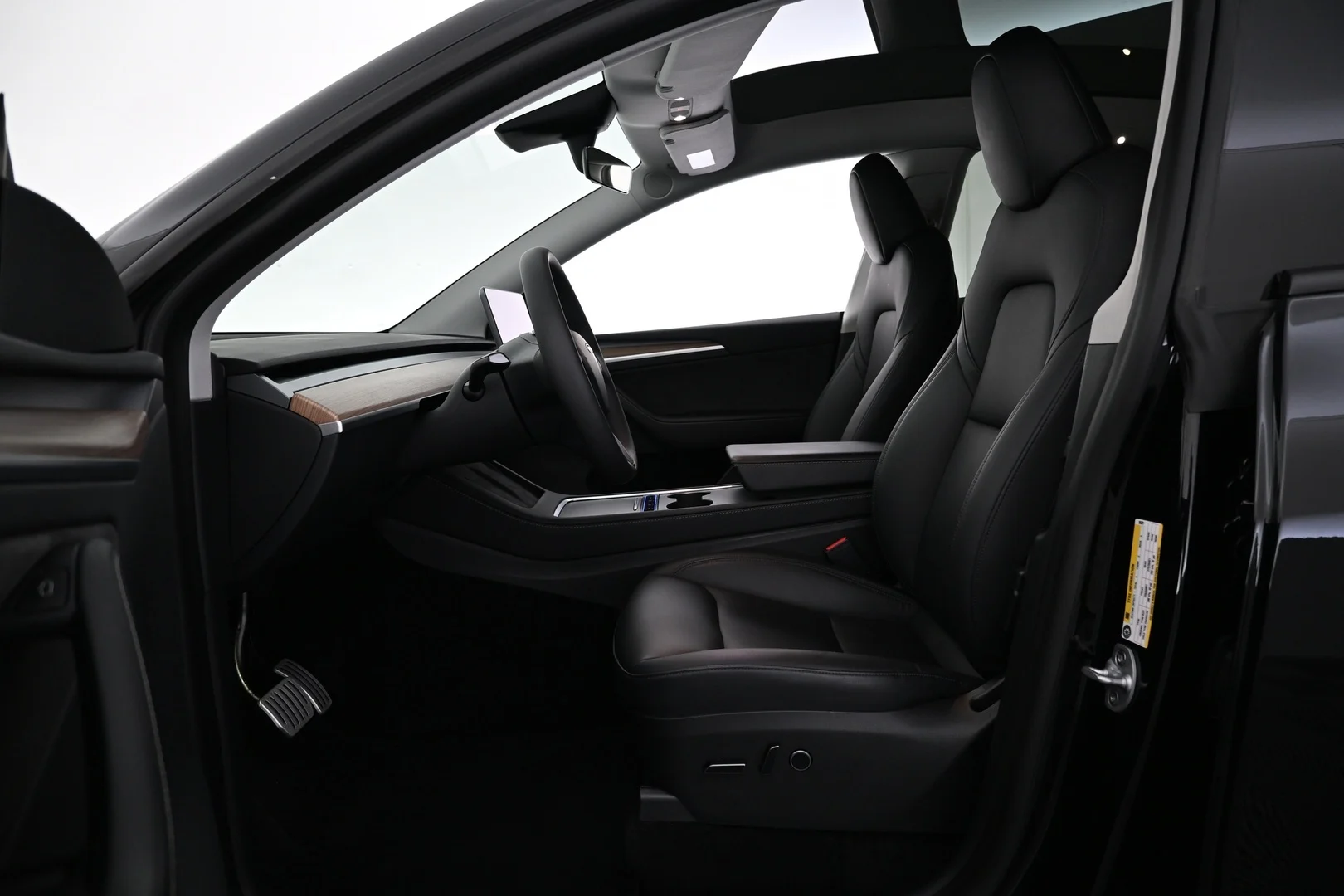 Car Image - 6KFrTvMiPNQIE3udR5bzGI
