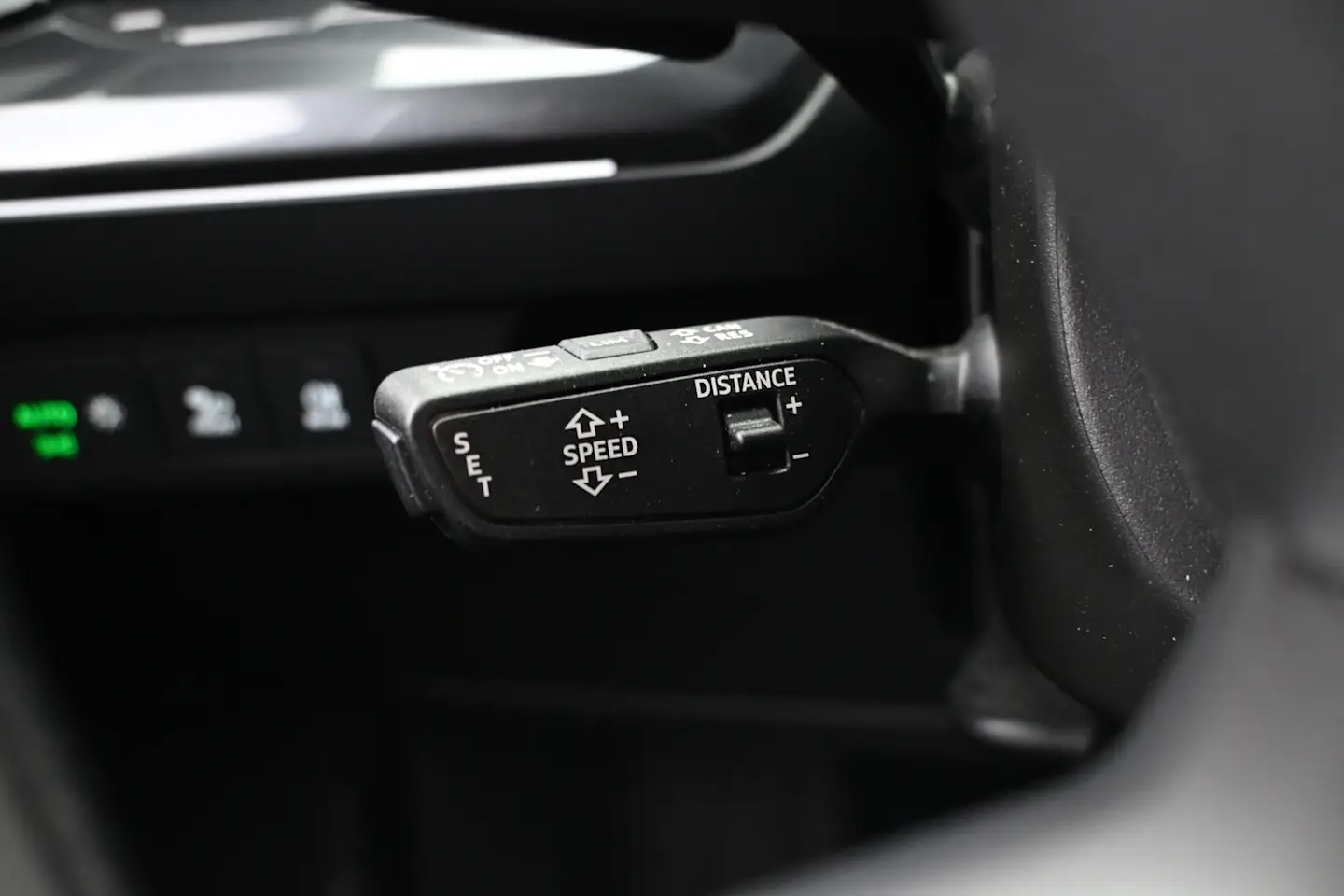 Car Image - 4f6lcNLgF0QAo1QeT6K9f1