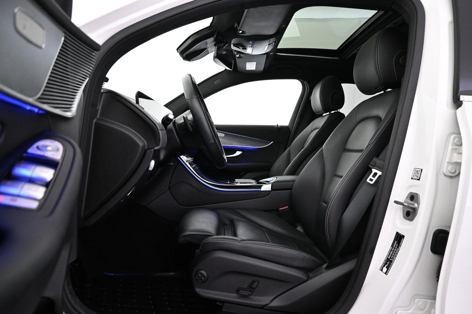 Car Image - 1f9WEx9iwsbdGSAoWX7ATj